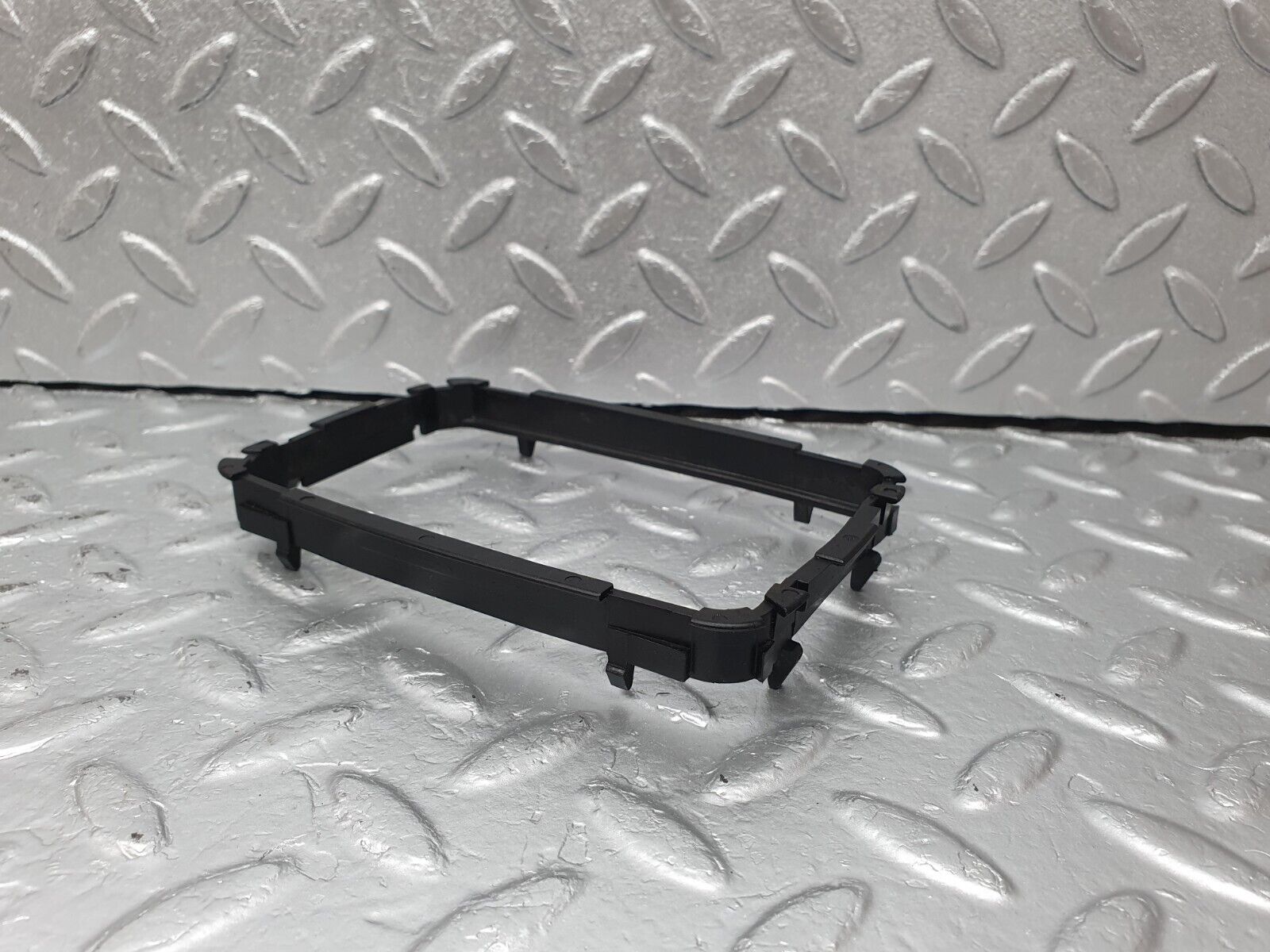 41598 Mercedes-Benz W124 200E Manual Gear Selector Surround Trim