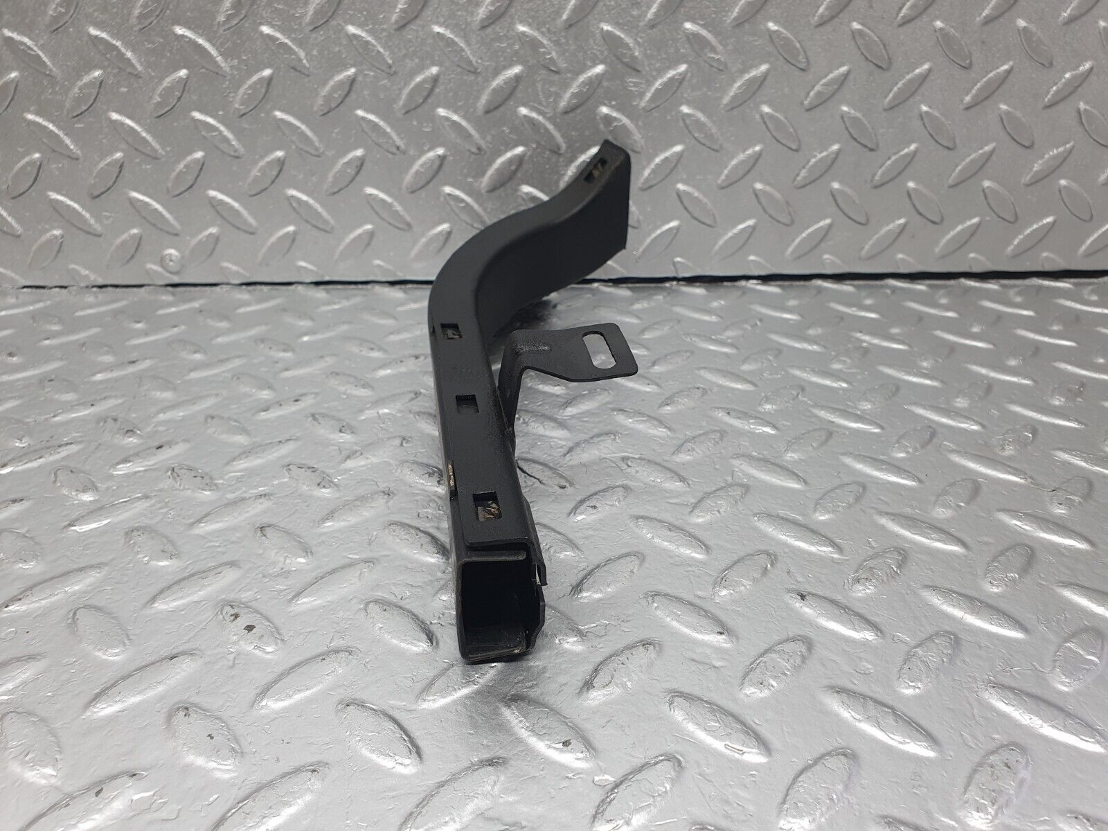 42605 Mercedes-Benz R129 320SL Coupe Ignition Coil Lead Cover 1295460064