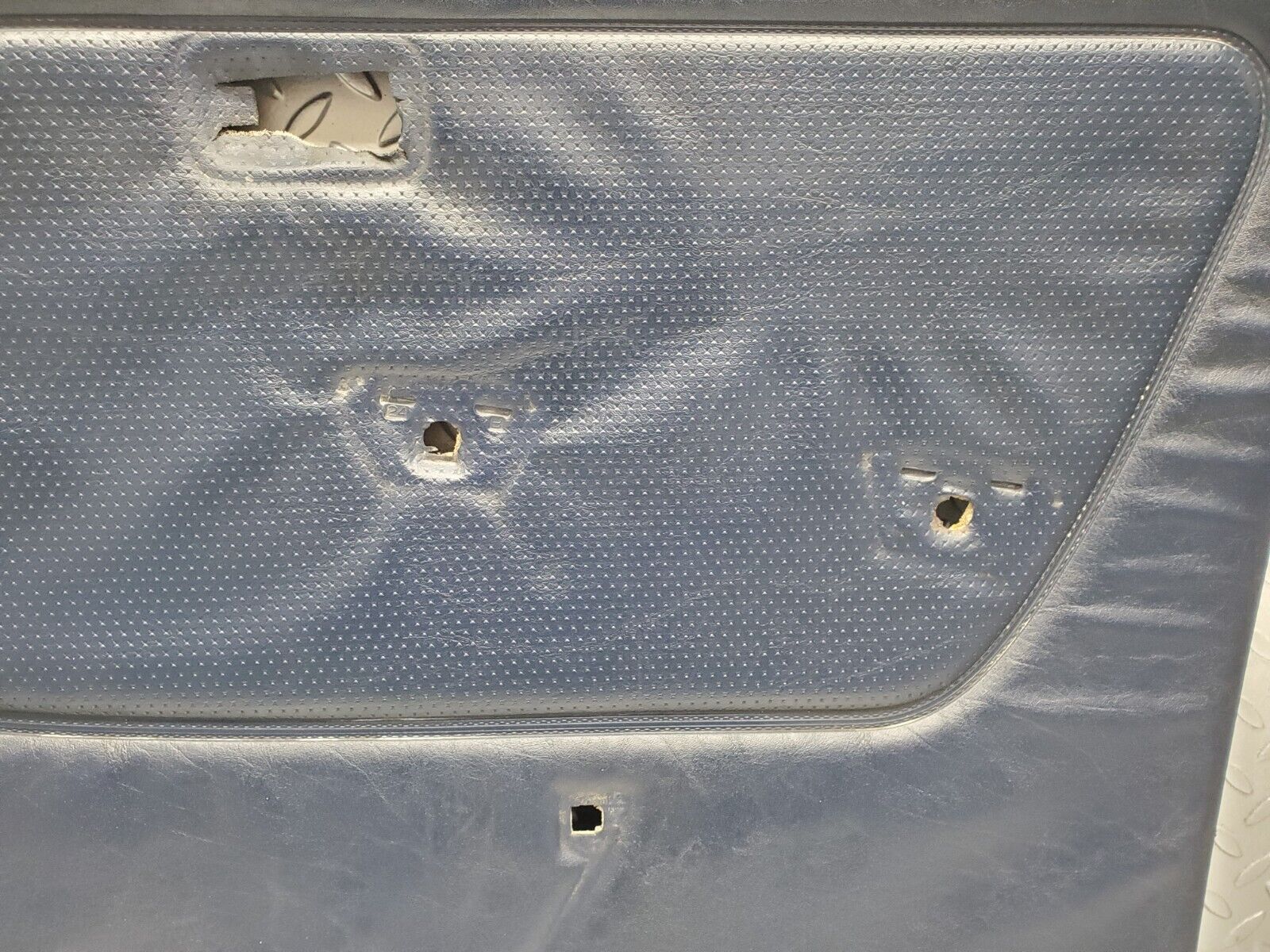 46683 Mercedes-Benz V123 240D LWB Front Right Door Card Blue