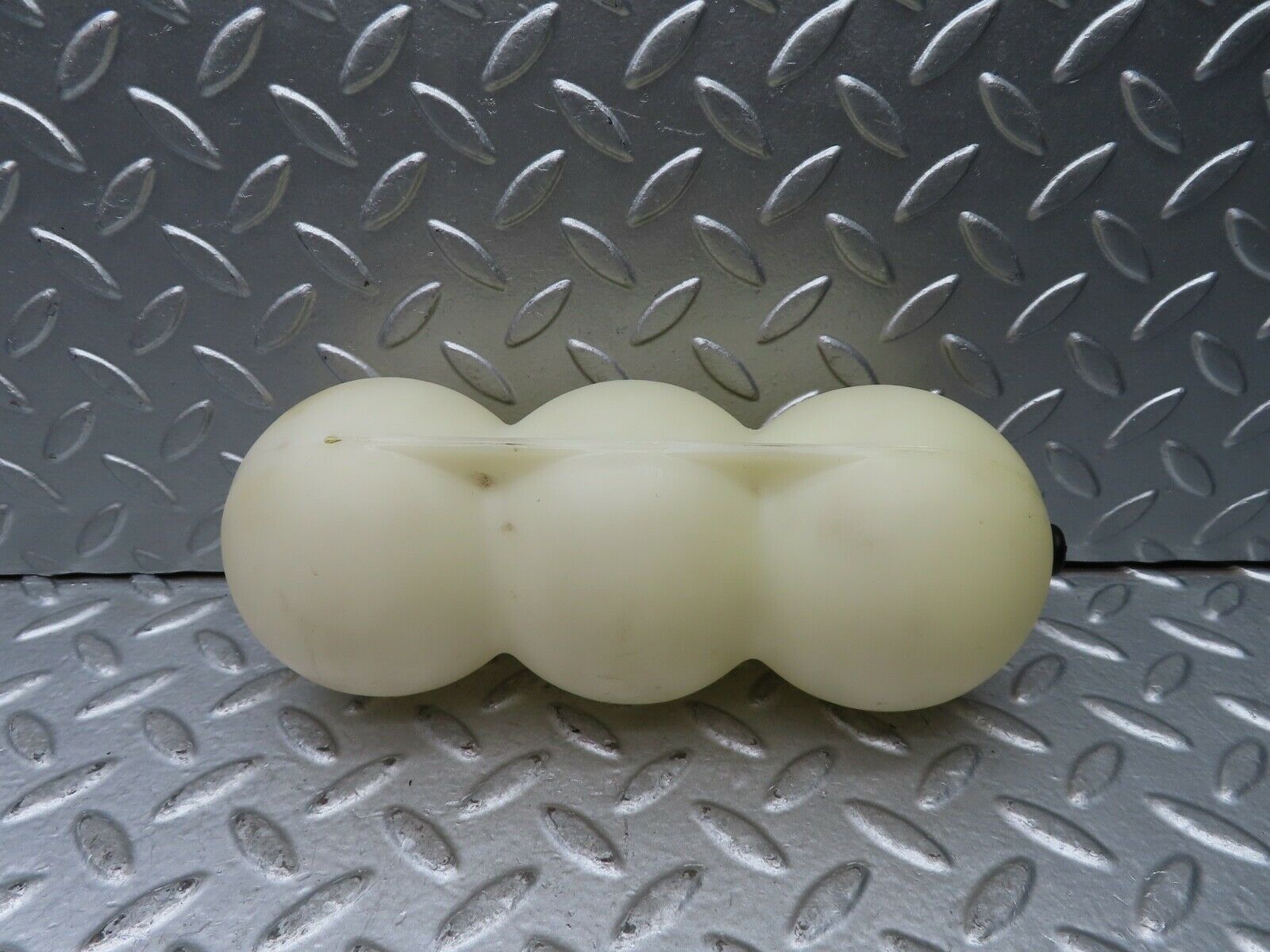 20598 Mercedes-Benz R107 450SL Vacuum Reservoir Tank