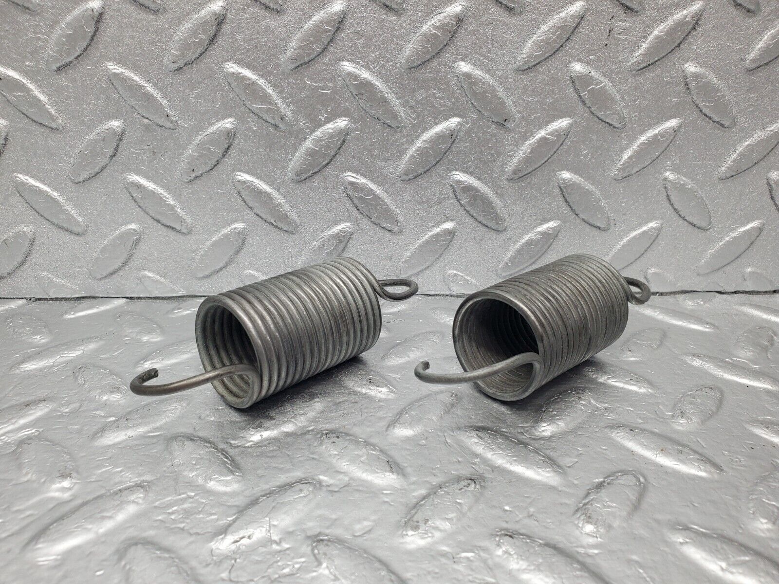 46656 Mercedes-Benz C123 280CE Coupe Front Seat Adjustment Spring Pair