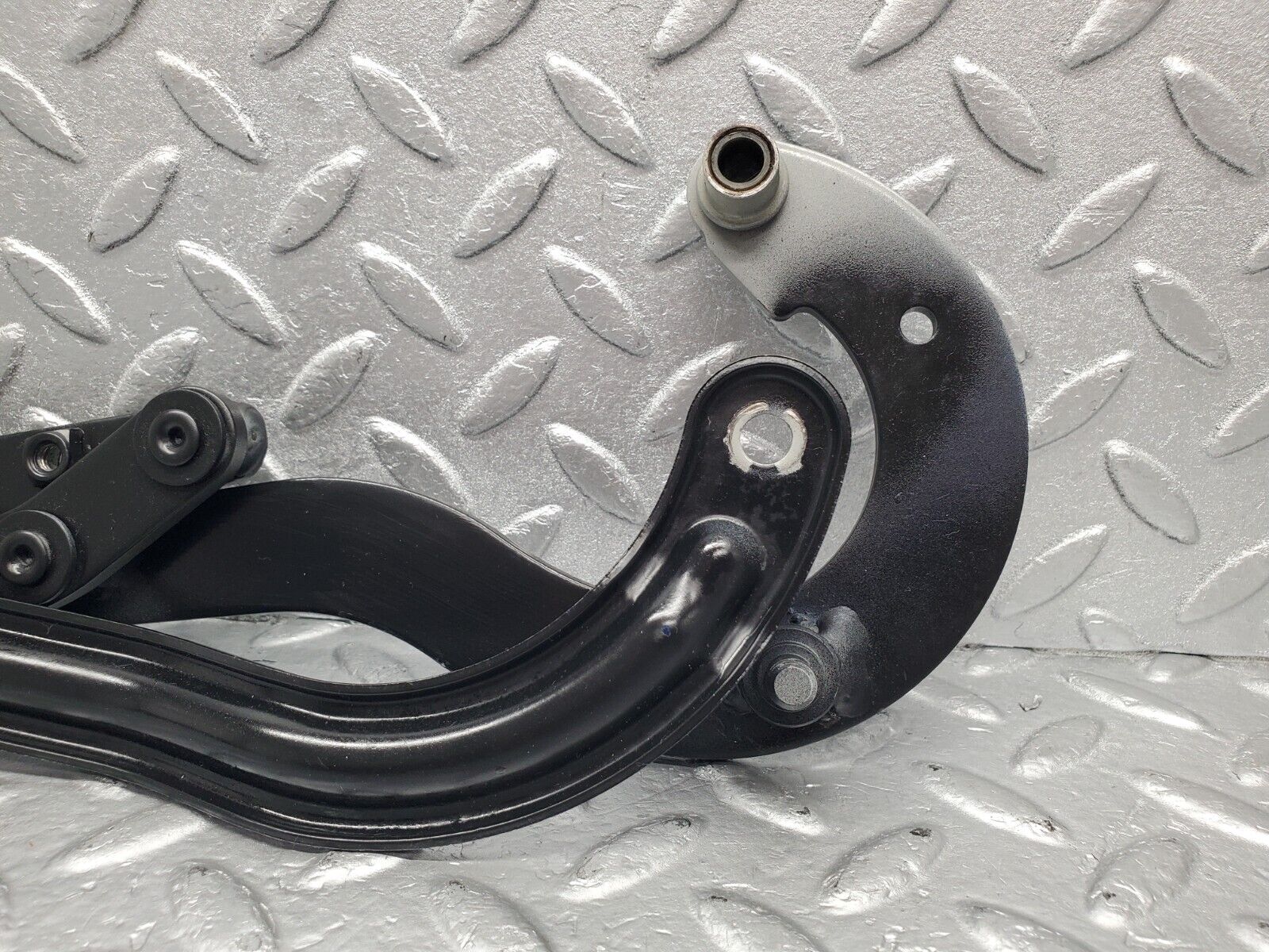 47018 Mercedes-Benz R129 320SL Coupe Trunk Boot Lid Hinge Left Side