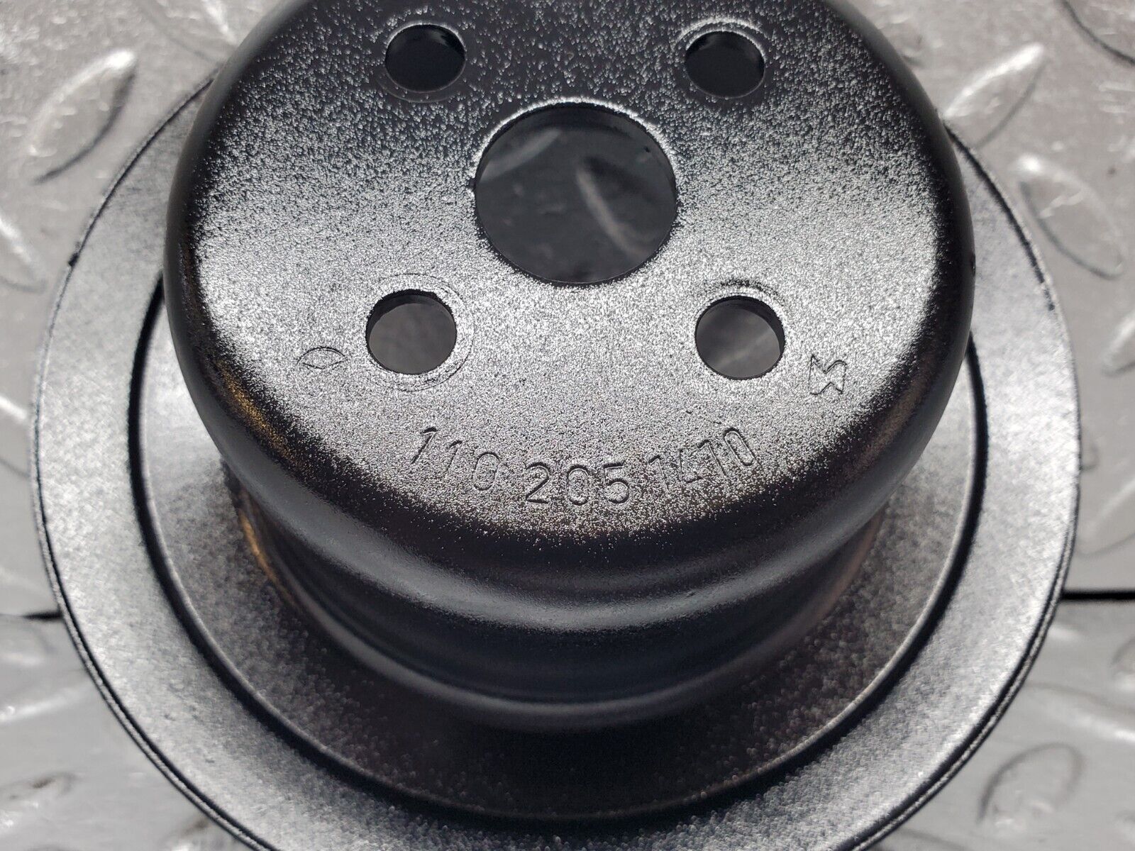 44487 Mercedes-Benz W123 280E Water Pump Pulley 1102051410