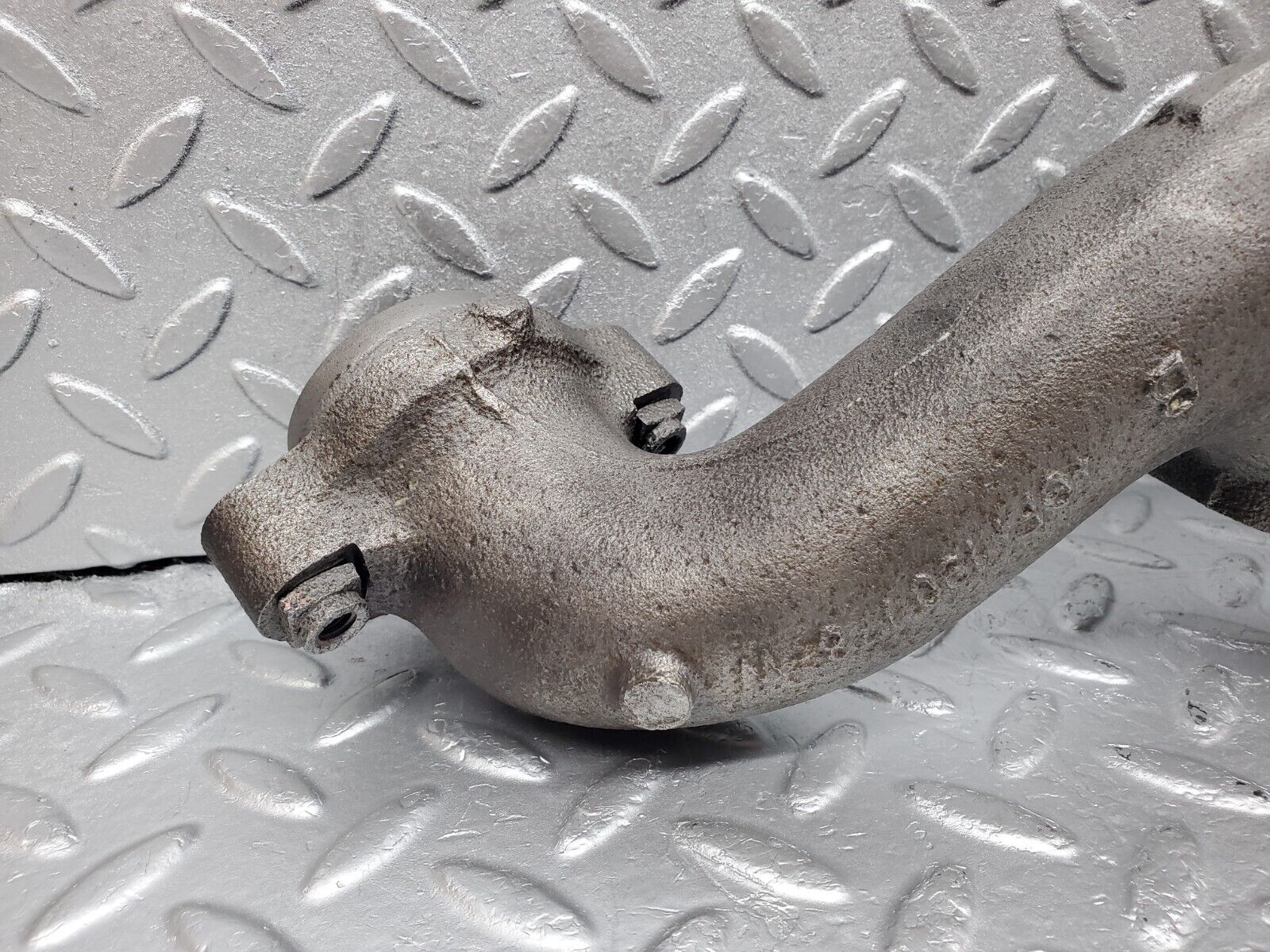 45919 Mercedes-Benz W126 420SE Exhaust Manifold Left 1161422302