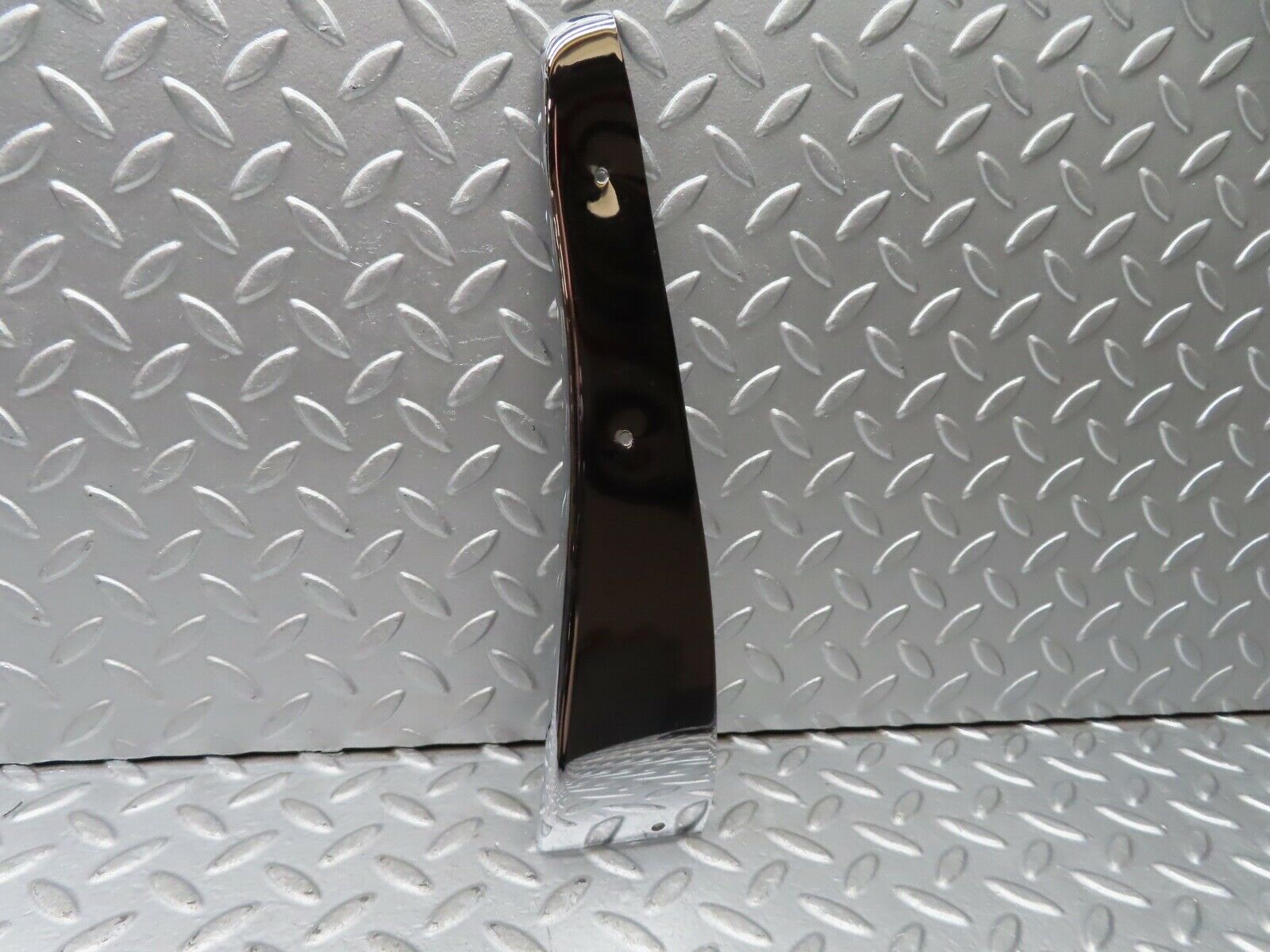 20513 Mercedes-Benz R107 450SL Left Door Chrome Cover