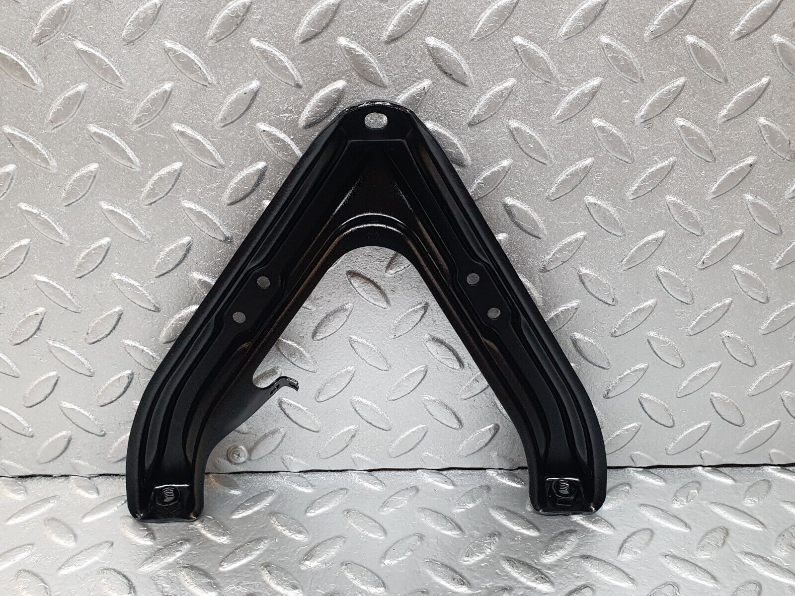 44216 Mercedes-Benz C123 230CE Coupe Air Intake Manifold Bracket