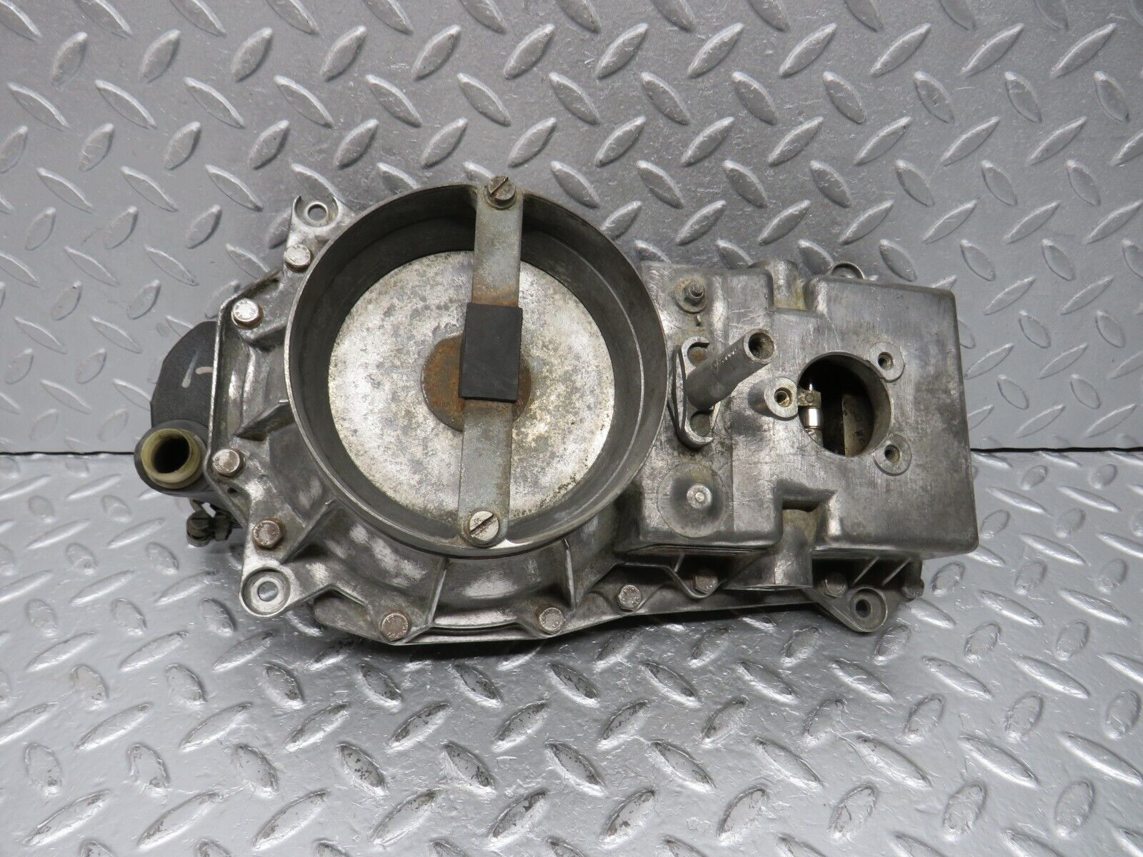 39274 Mercedes-Benz R107 500SL Air Flow Mass Meter Sensor Bosch 1161400618 0438120170