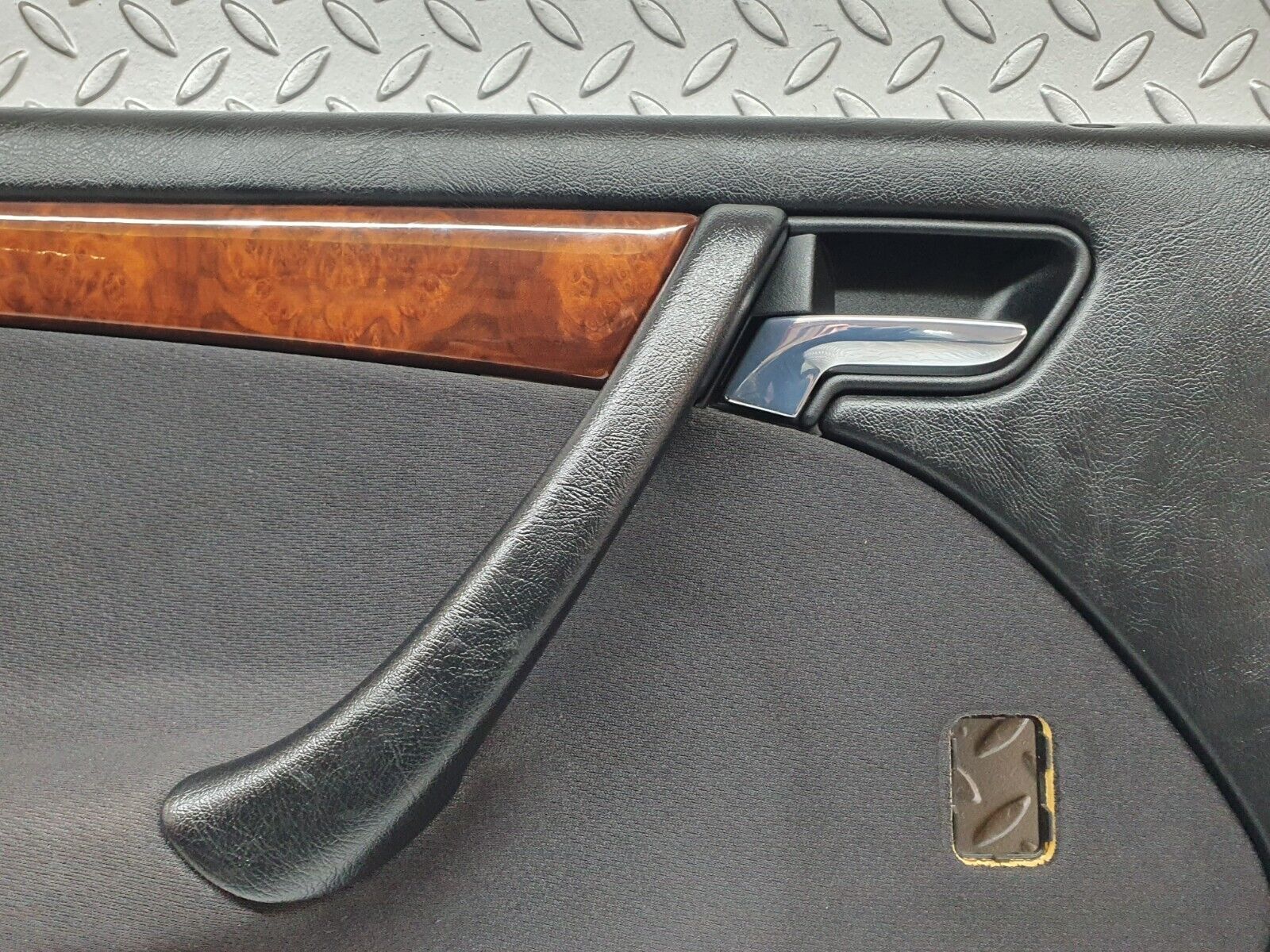 41773 Mercedes-Benz W202 C200 Rear Left Door Card 2027601361