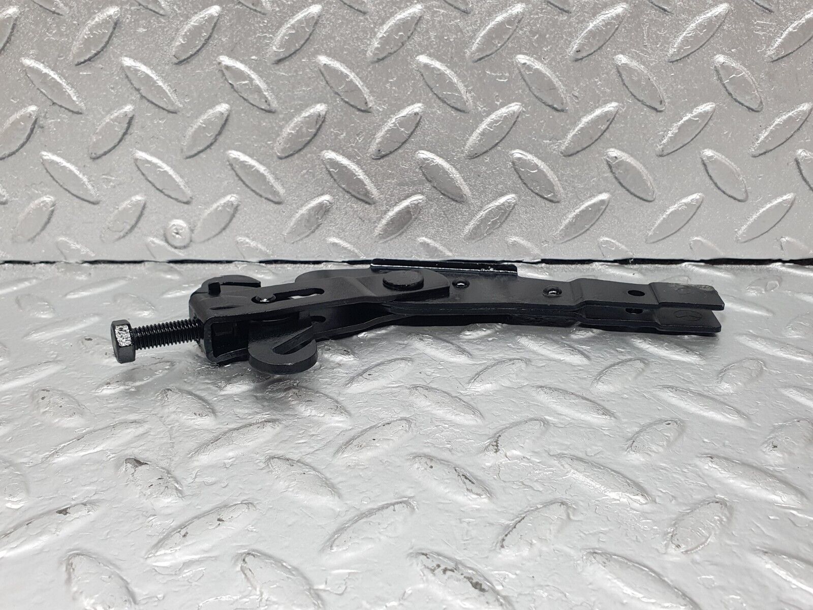 43635 Mercedes-Benz C126 380SEC Coupe Handbrake Adjusting Handbrake Regulator