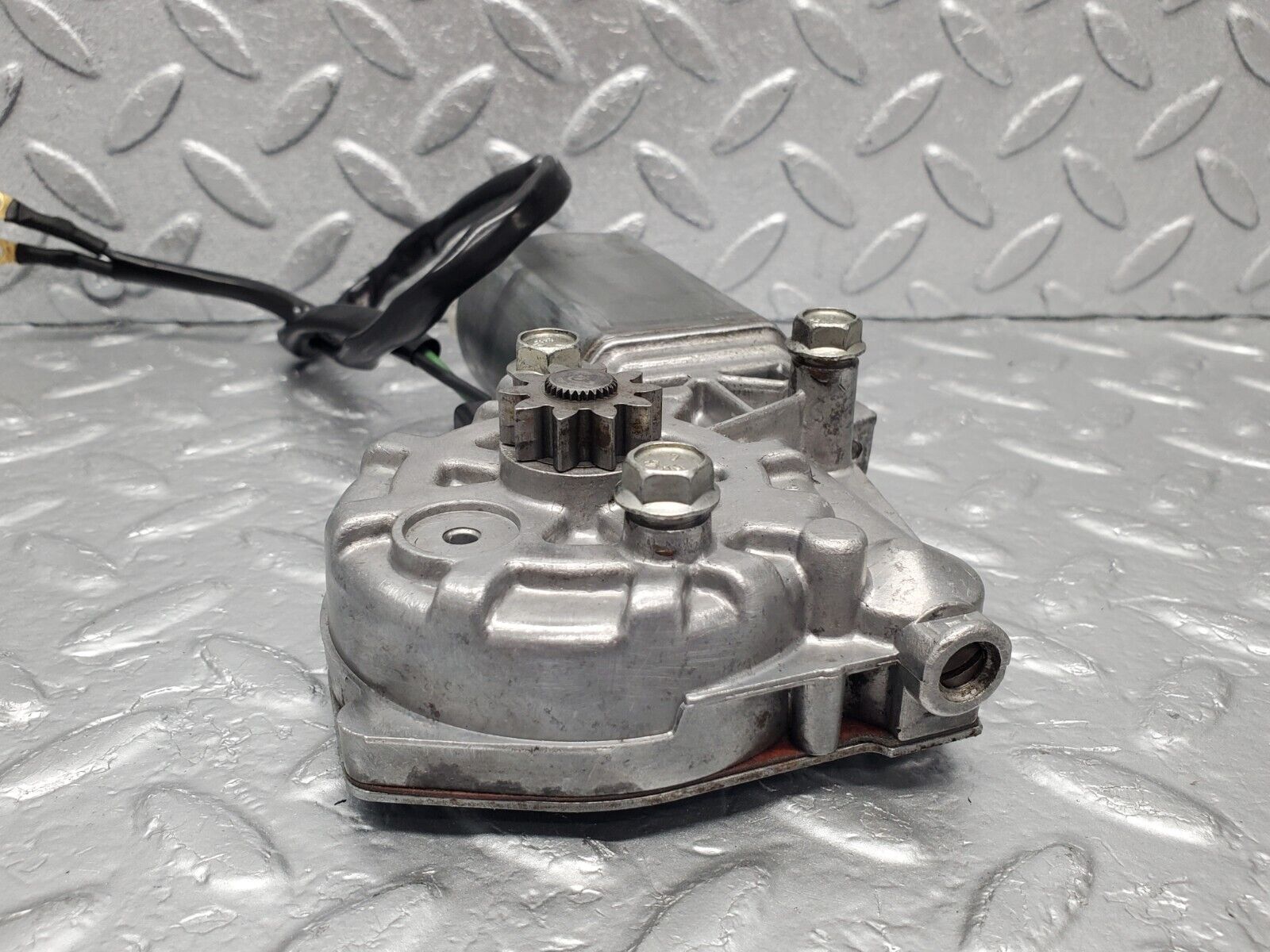 46379 Mercedes-Benz C123 280CE Coupe Front Left Window Regulator Motor 0130821022