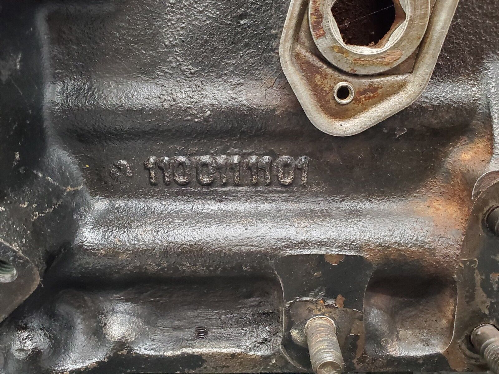 46734 Mercedes-Benz C123 280CE Coupe Engine Block 110.988 1100111101