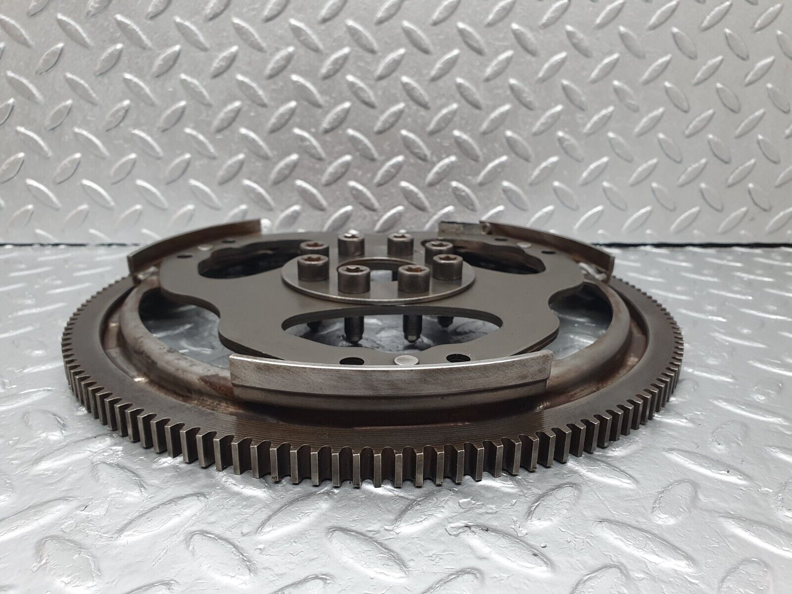 42566 Mercedes-Benz R129 320SL Coupe Flywheel Starter Ring & Bolts 1040300112