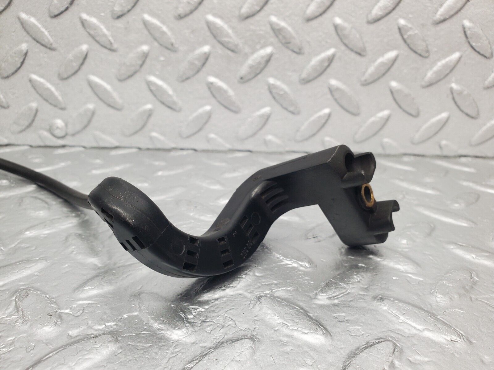 46064 Mercedes-Benz W126 420SE Brake Pad Sensor Rear Left 1265450728