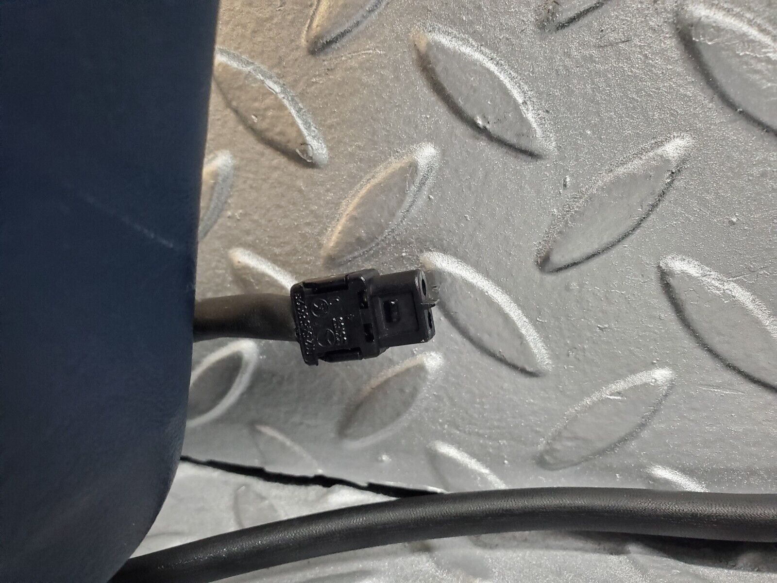 45256 Mercedes-Benz R129 300SL Coupe Roll Over Bar Blue 1295405508 0125450528