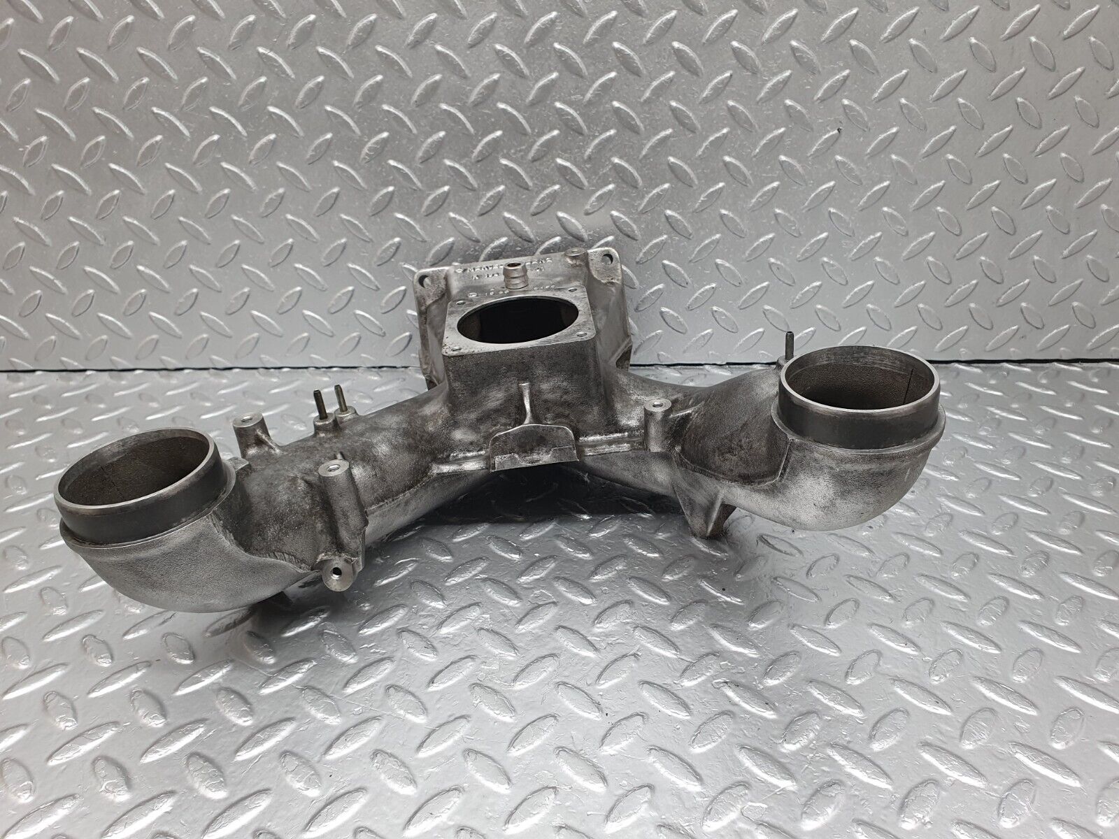 42567 Mercedes-Benz R129 320SL Coupe Air Intake Manifold 1041414801