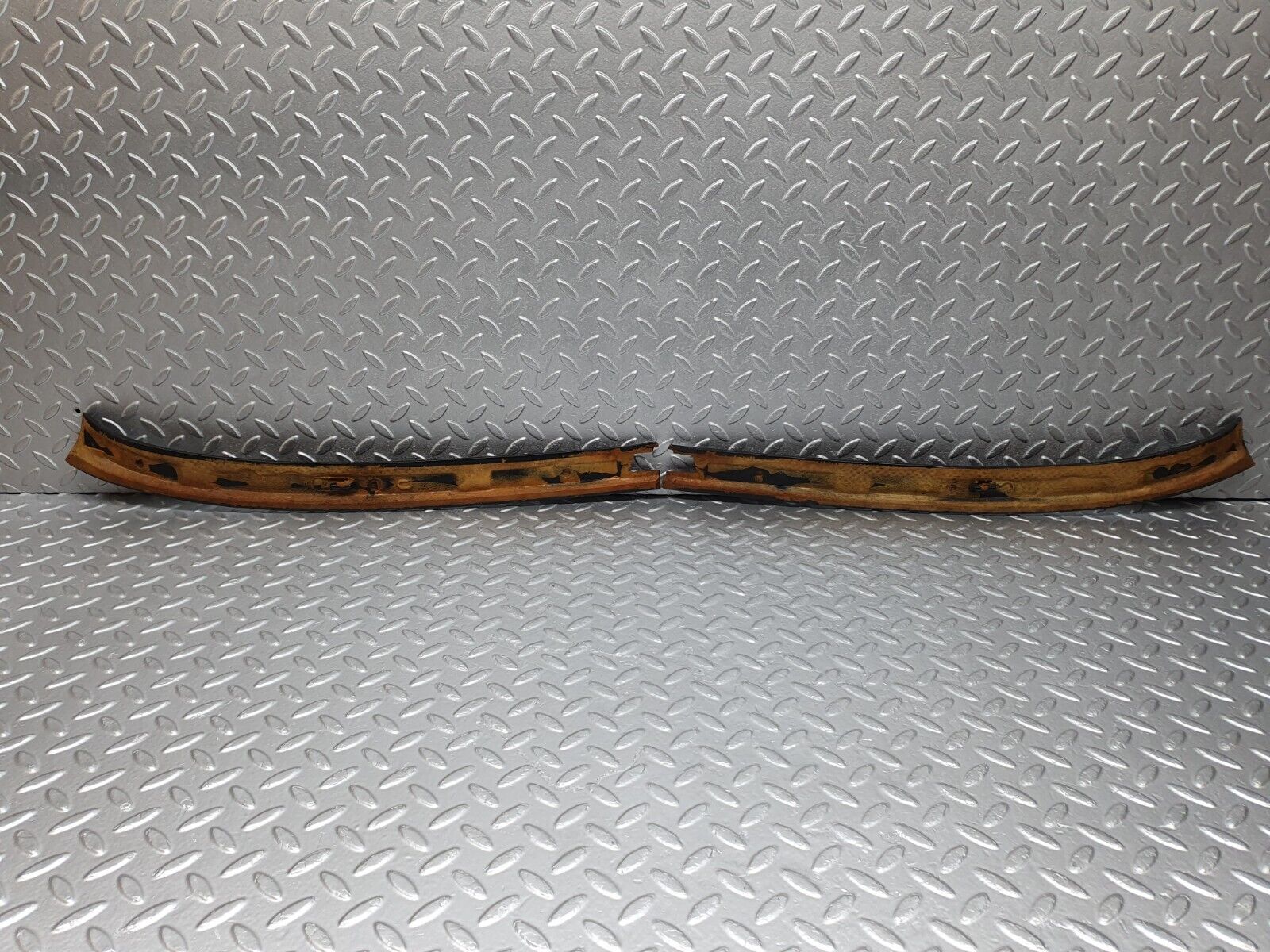 43097 Mercedes-Benz W108 280SE Front Headlining Roof Panel Black