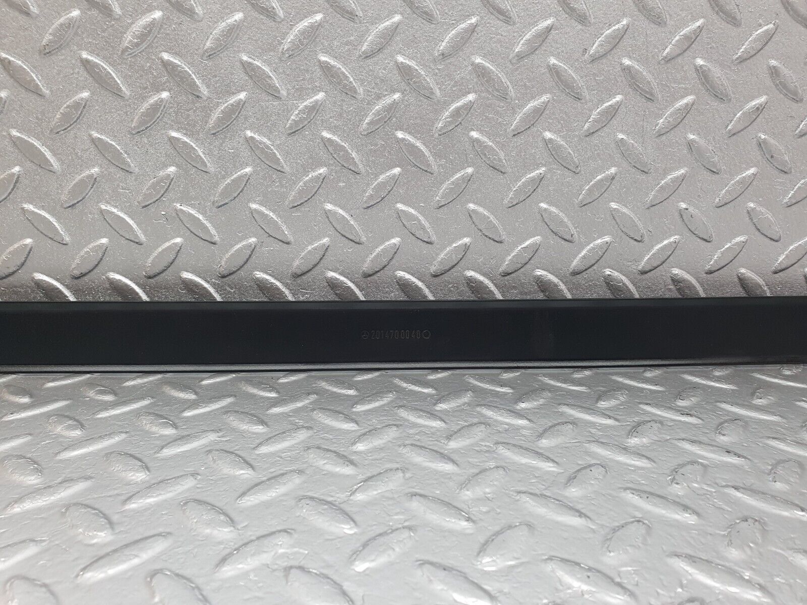 42912 Mercedes-Benz W201 190 2.0L Fuel Tank Tightening Strap 2014700040