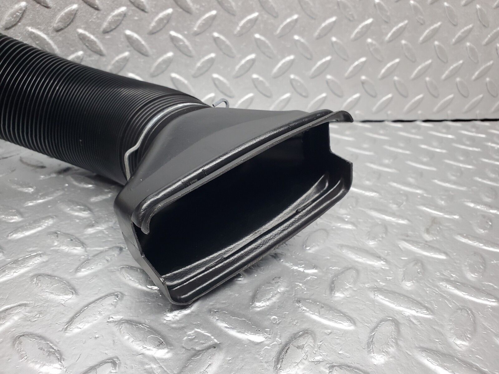 44834 Mercedes-Benz W124 220E Air Duct Pipe Hose Left Side 1248310846