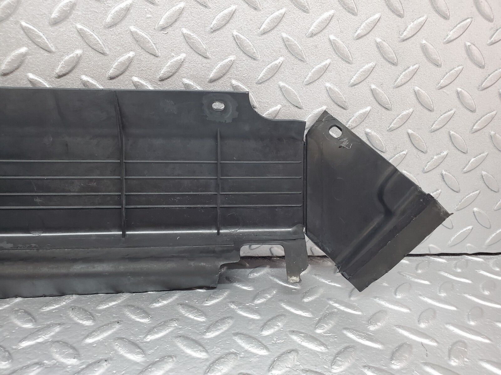 45197 Mercedes-Benz R129 300SL Coupe Radiator Bottom Cover 1295050088