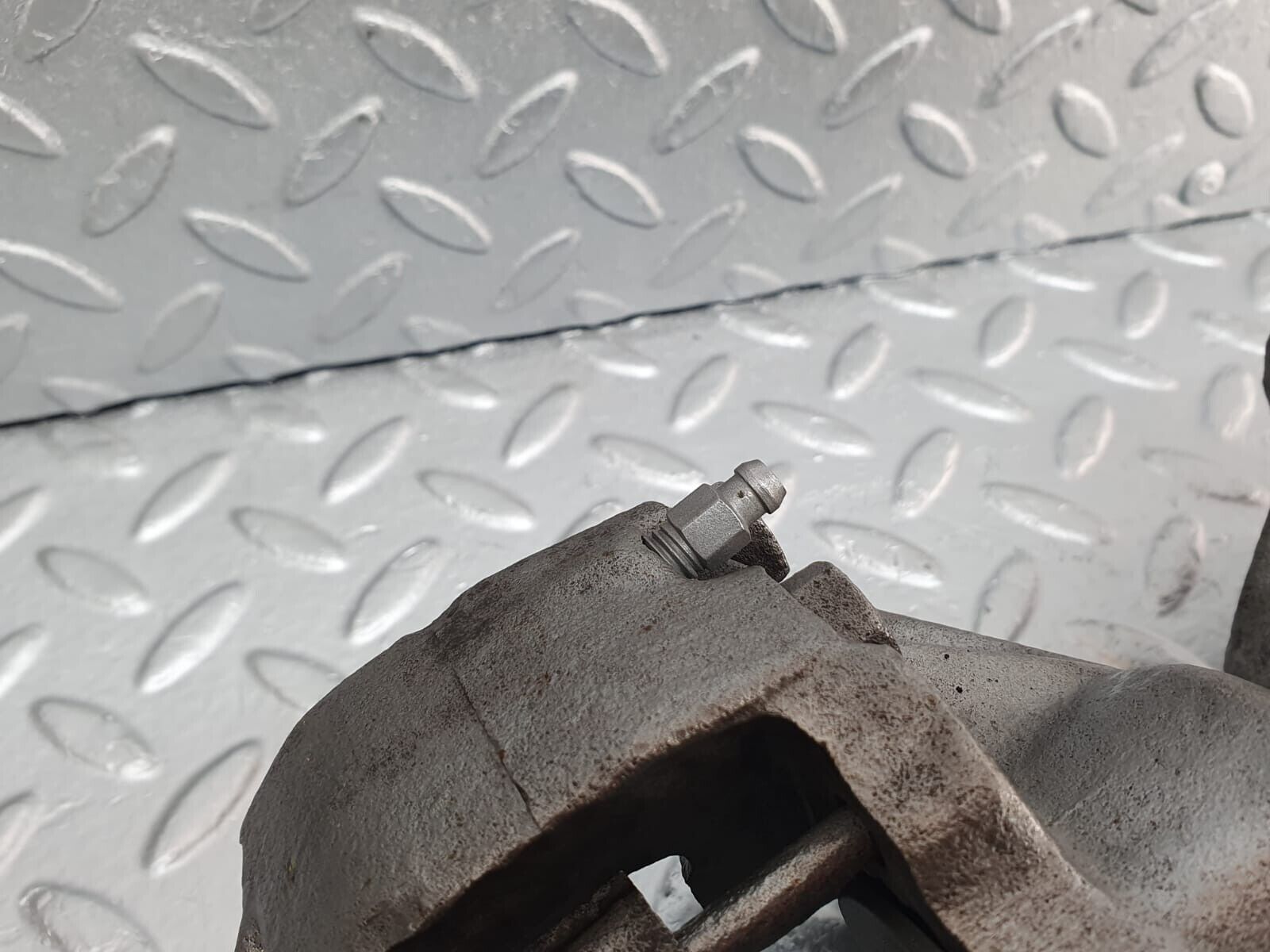 43624 Mercedes-Benz C123 230CE Coupe Front Brake Caliper Pair ATE 60