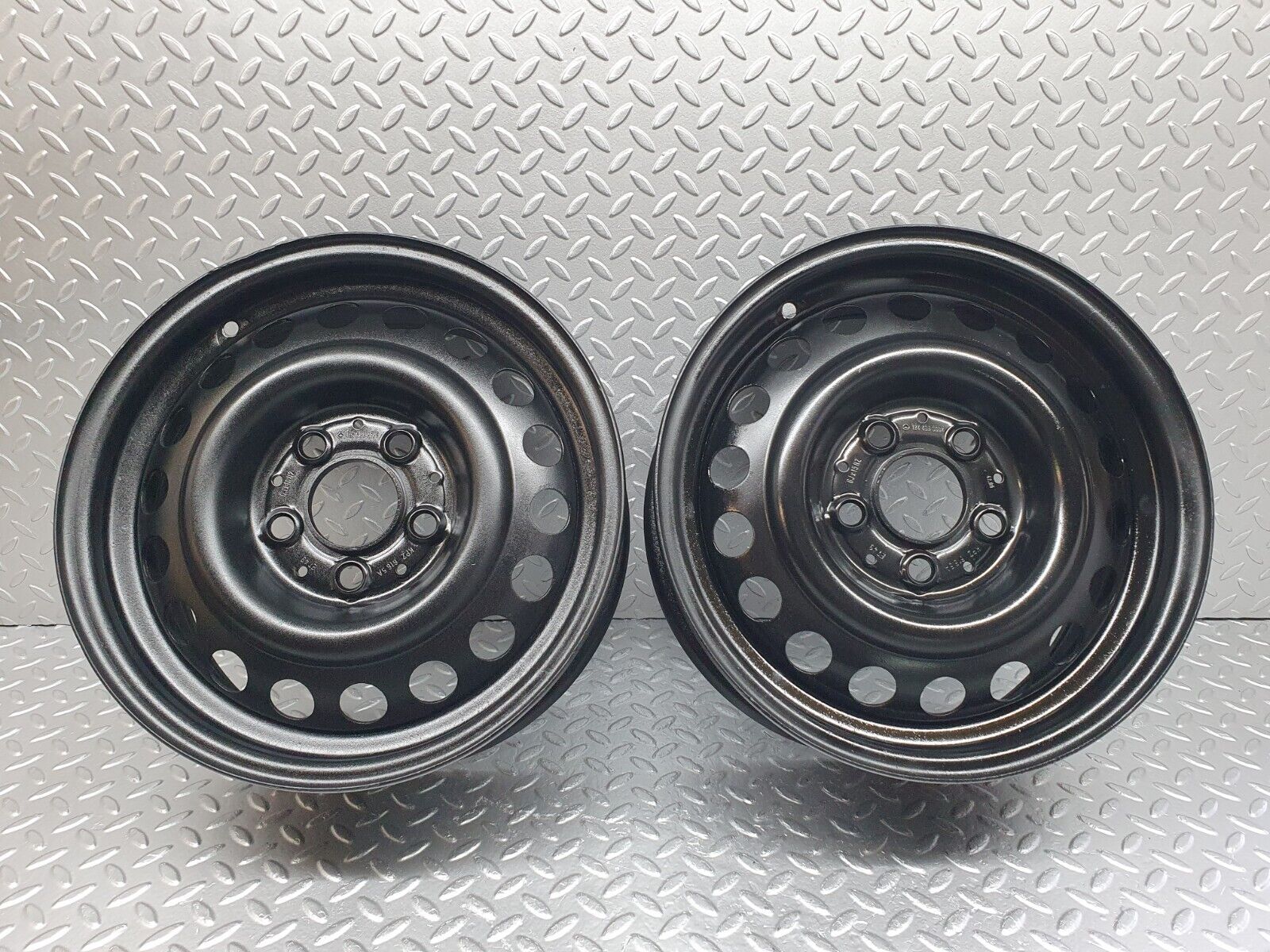 43428 Mercedes-Benz W201 190 Steel Wheel Set 6Jx15H2 ET49 1244000602