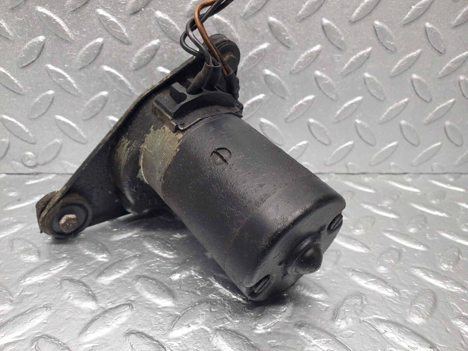 46851 Mercedes-Benz W105 Ponton Windscreen Wiper Motor