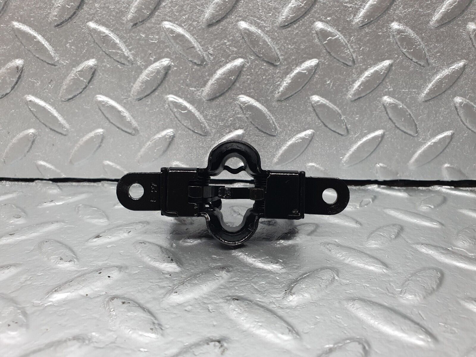 42244 Mercedes-Benz R129 320SL Coupe Bonnet Lock Latch