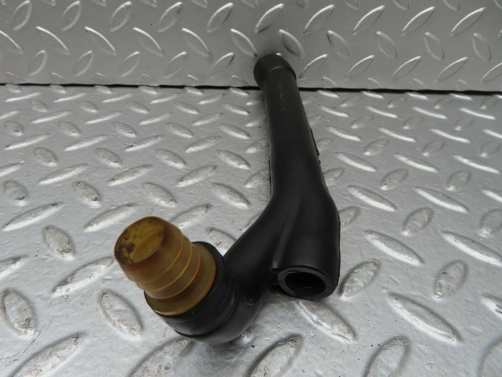 15685 Mercedes-Benz R107 450SL Air Intake Breather Hose 1160940682