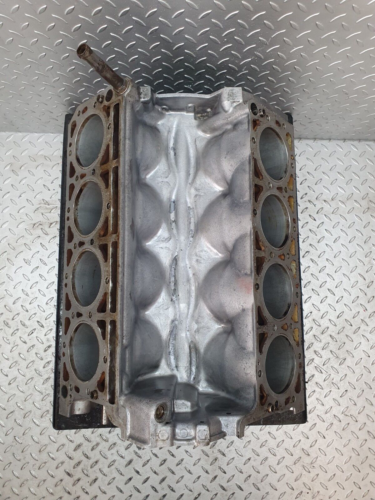 43842 Mercedes-Benz C126 380SEC Coupe Engine Block 116.963 1160111201