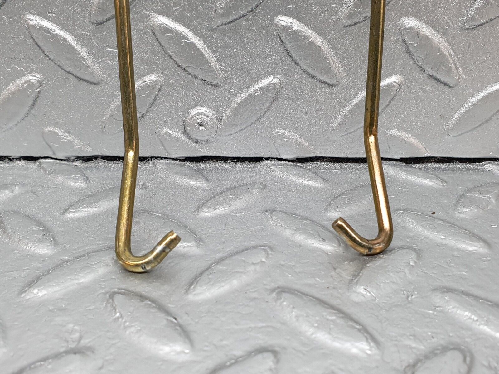 42102 Mercedes-Benz W202 C200 Front Door Lock Knob Pair