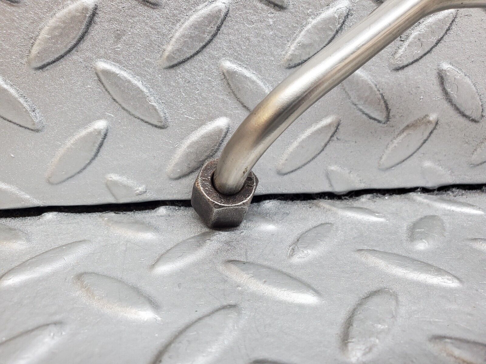 45454 Mercedes-Benz 280E M110.988 EGR Valve Hose Pipe