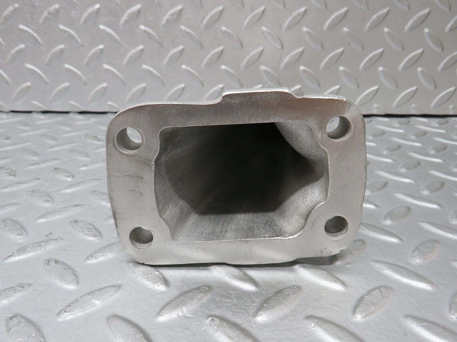 35475 Mercedes-Benz R107 280SL Engine Mount Bracket Right 1802233904