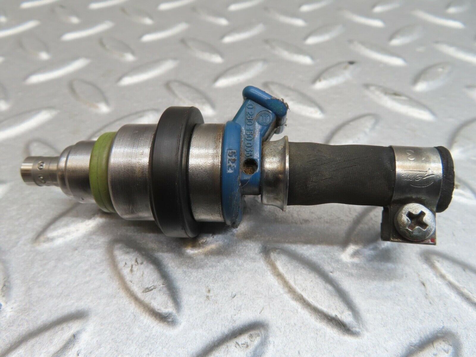 13752 Mercedes-Benz R107 450SL  Fuel Injector Bosch 0280150036