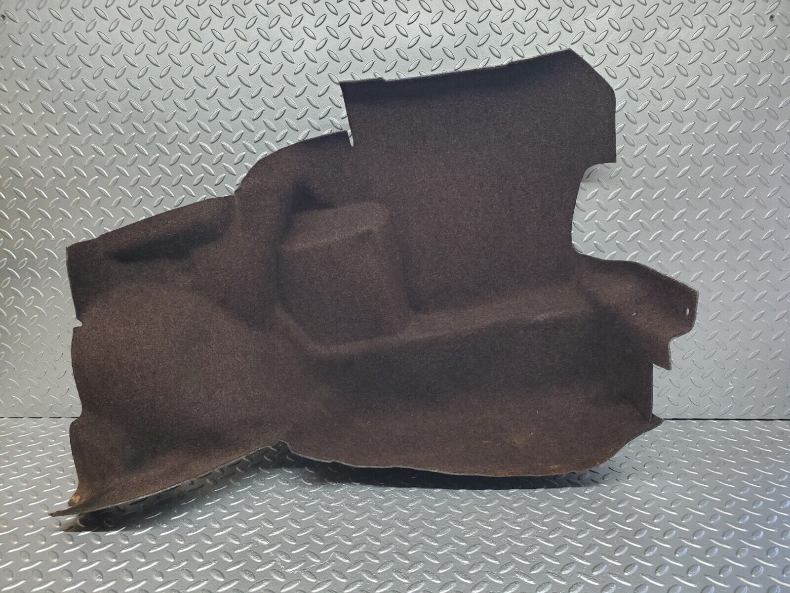 45716 Mercedes-Benz W126 420SE Trunk Cover Panel Right Side Brown