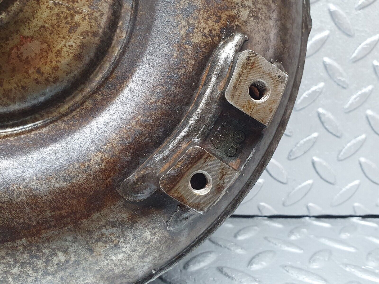 44005 Mercedes-Benz C123 230CE Coupe Torque Converter 1232500402