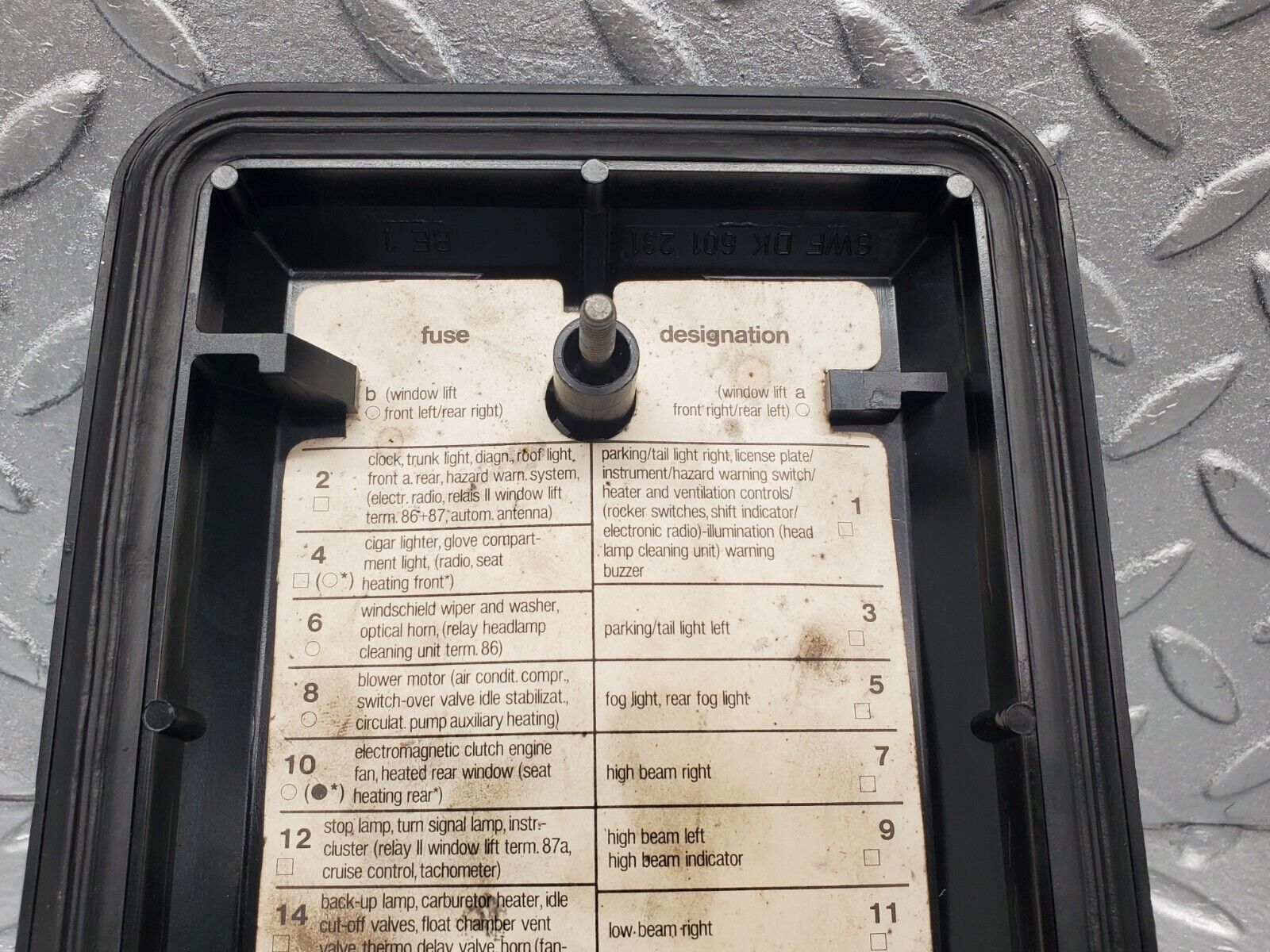 46361 Mercedes-Benz C123 280CE Coupe Fuse Box Cover Lid 1235400082