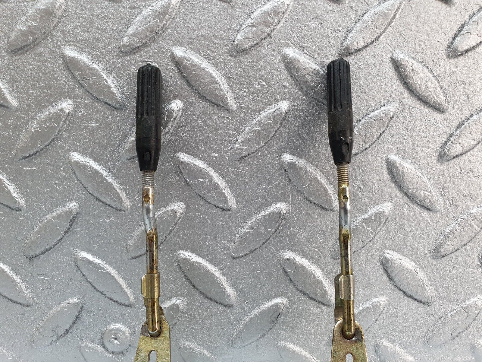 42964 Mercedes-Benz W201 190 2.0L Rear Door Lock Knob Pair