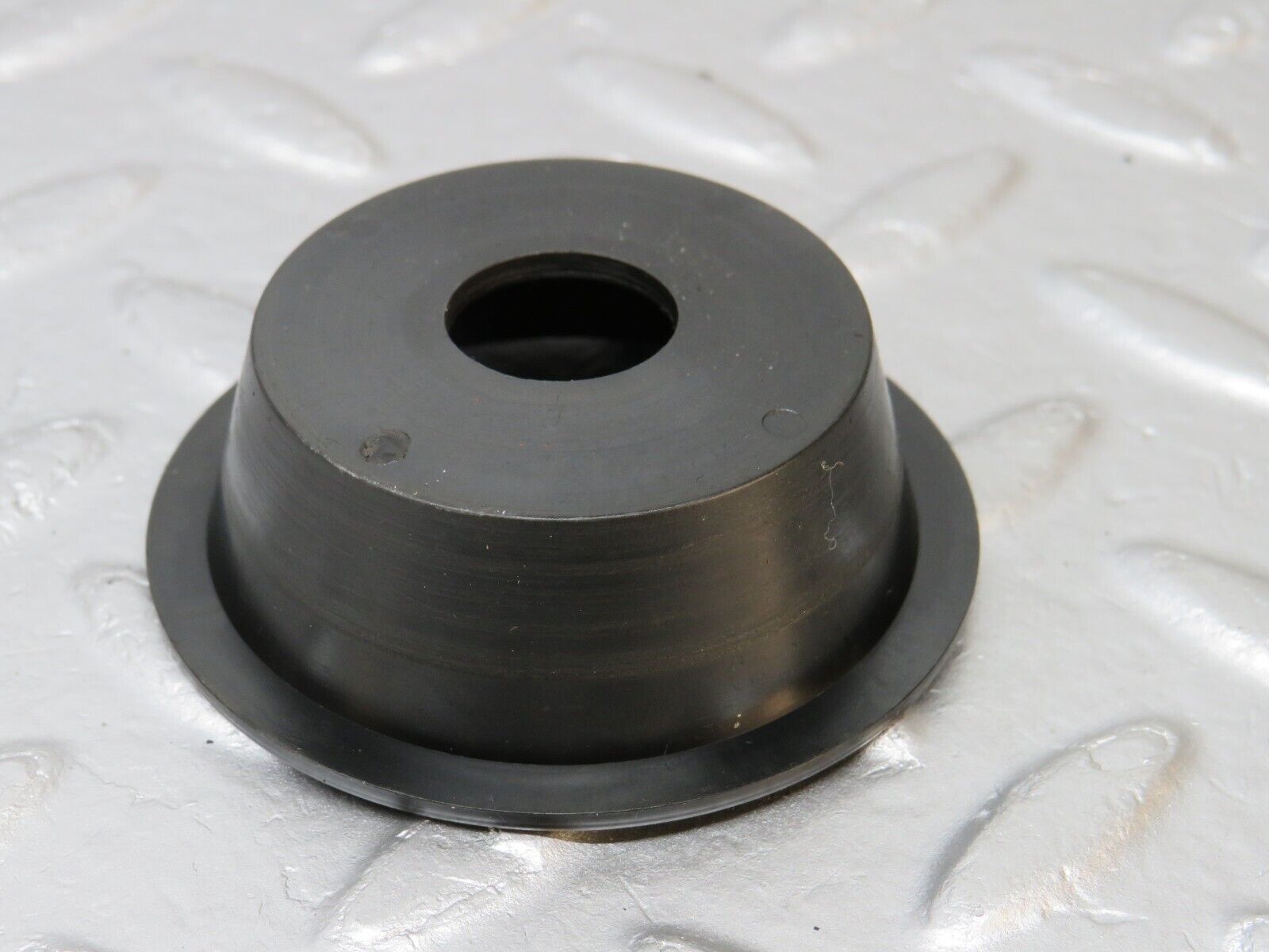 39825 Mercedes-Benz R107 350SL Headlight Switch Knob With Collar