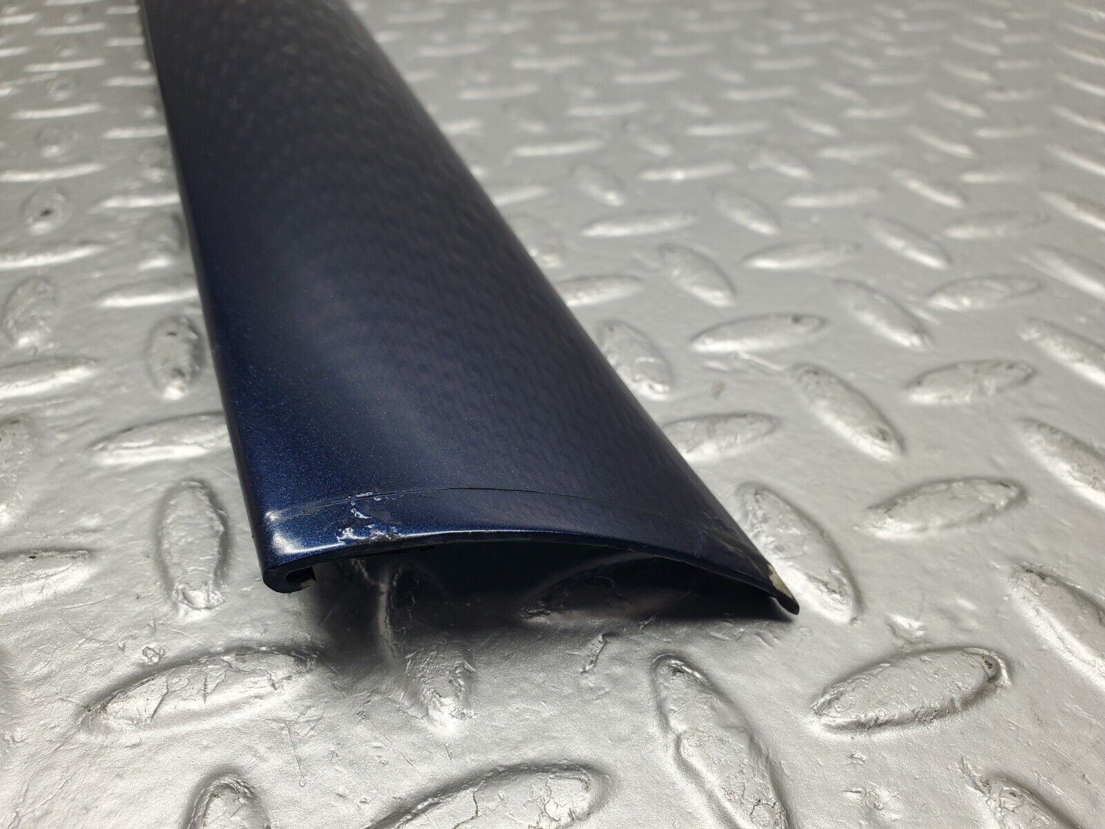 46757 Mercedes-Benz R129 320SL Coupe A Pillar Exterior Trim Right 1296980218 1296980198