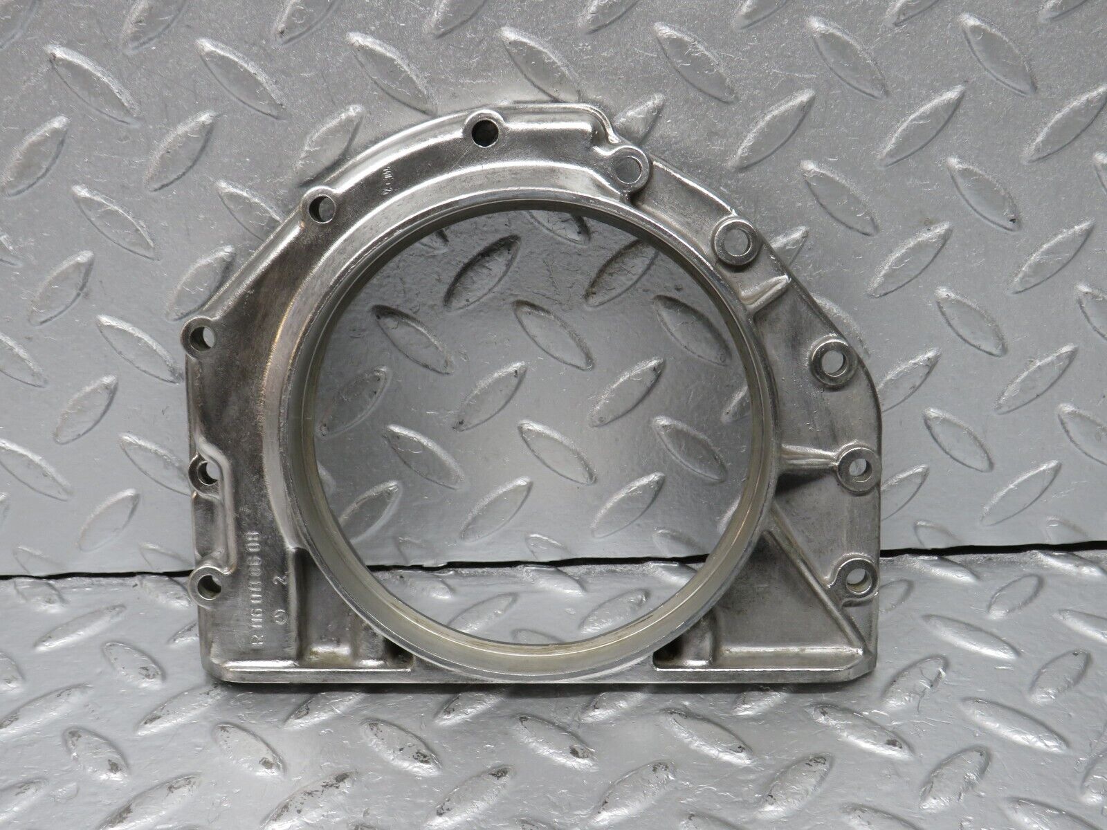 39904 Mercedes-Benz R107 350SL Crankshaft Rear Sealing Cover 1160110608