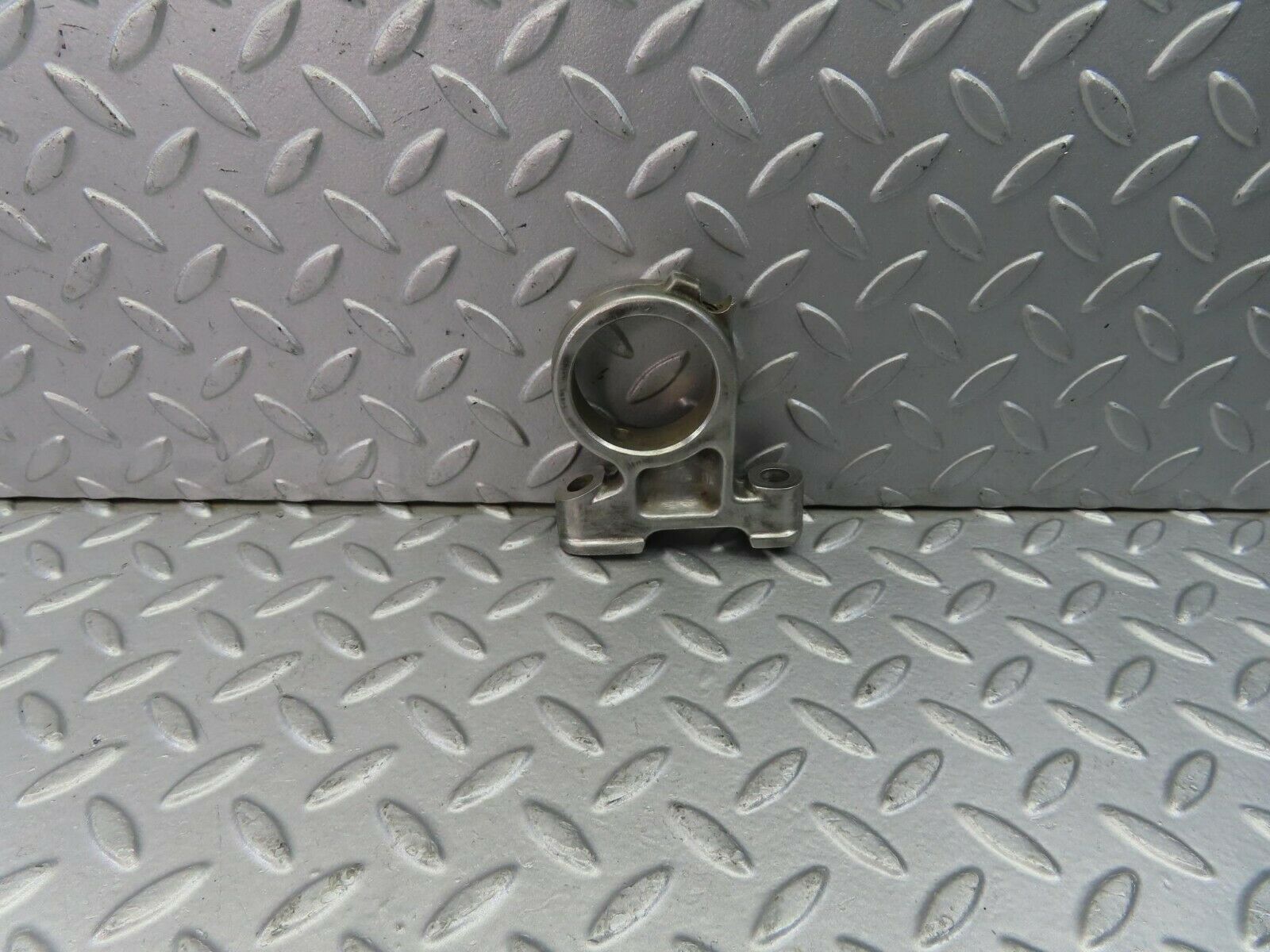 9082 Mercedes-Benz R107 Camshaft Tower Bearing 1160512112