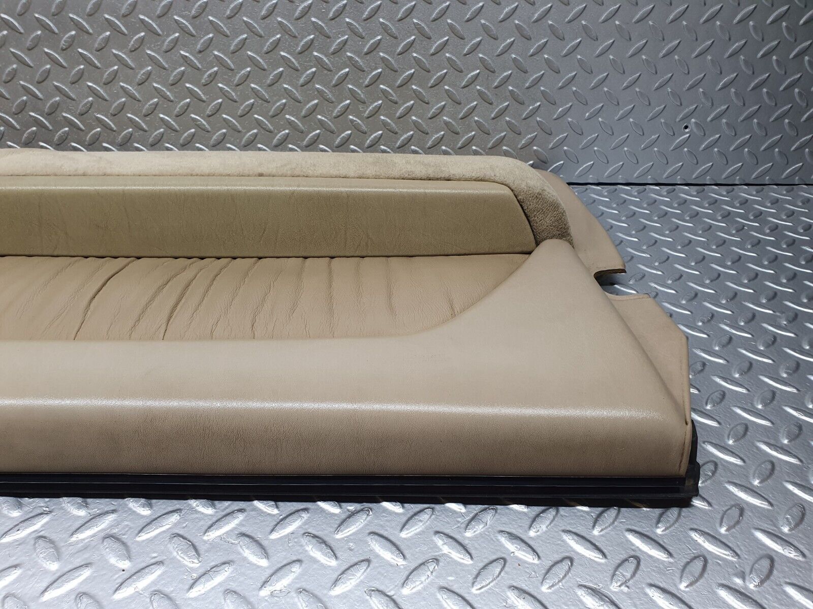 42272 Mercedes-Benz R129 320SL Coupe Front Left Door Card