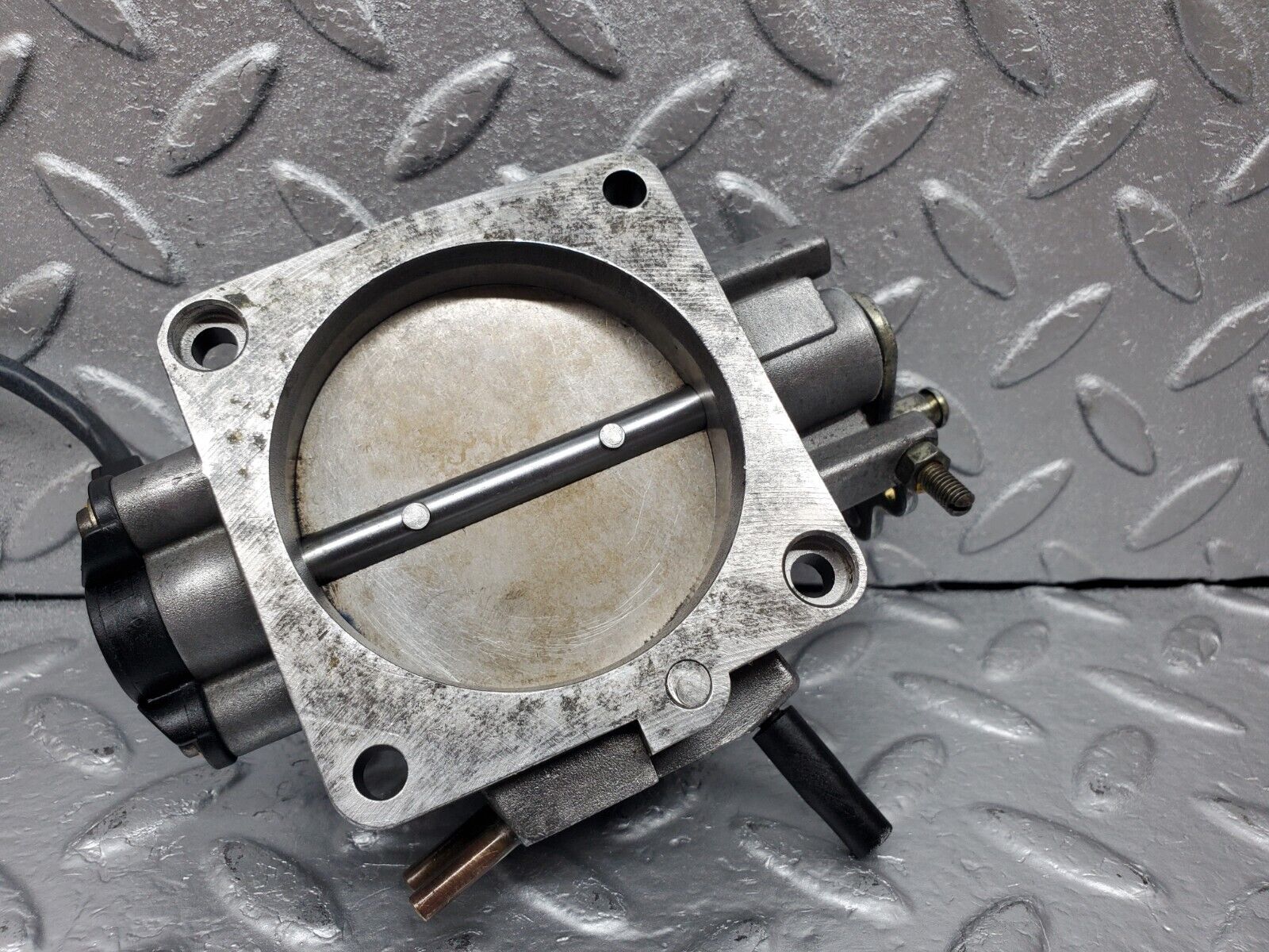 45089 Mercedes-Benz R129 300SL Coupe Throttle Body Valve 0021402053 0065451824