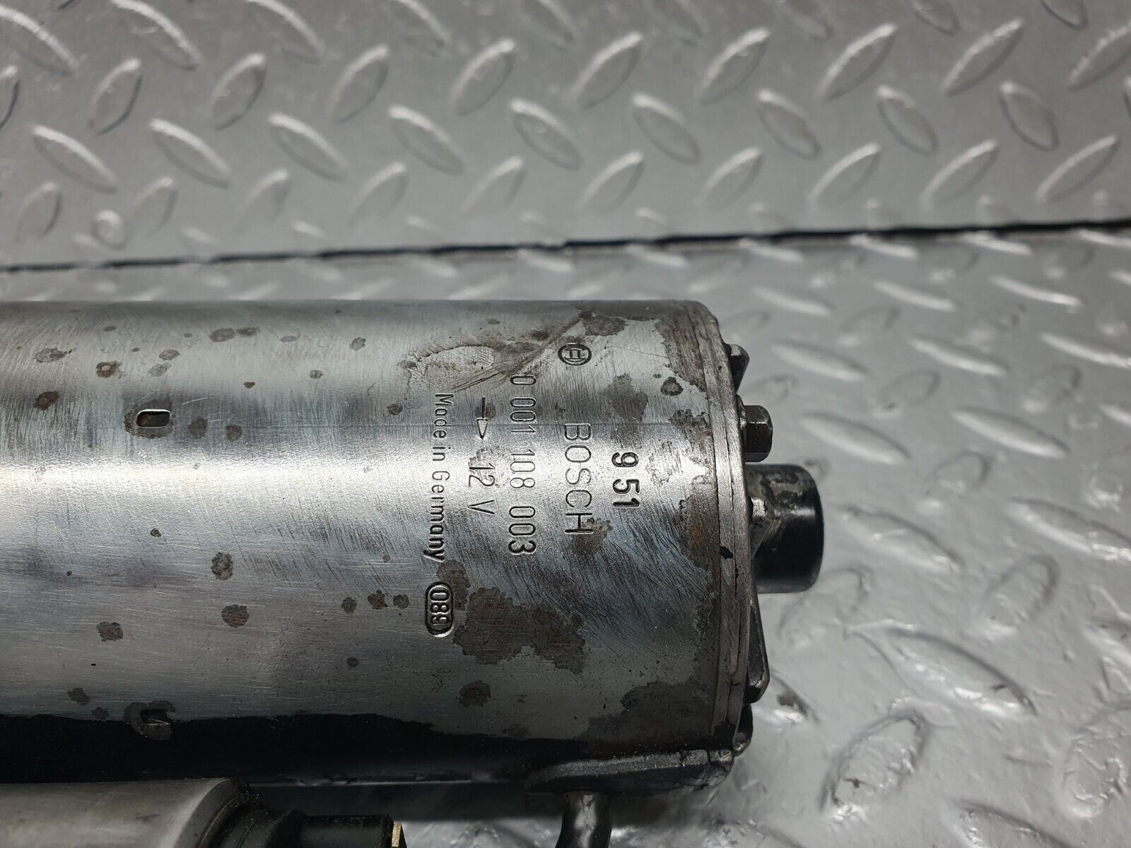 42928 Mercedes-Benz W201 190 2.0L Starter Motor Bosch 0001108003 0331303053