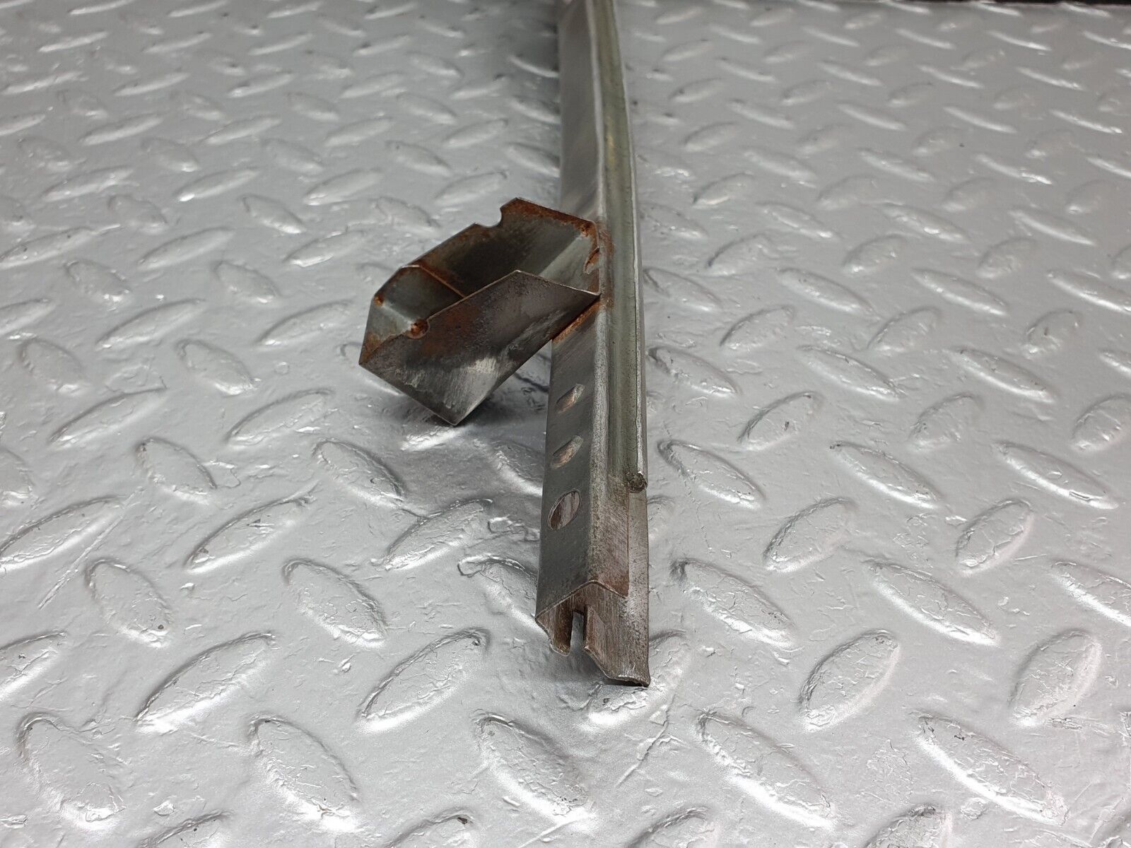 43195 Mercedes-Benz W108 280SE Rear Right Door Window Channel