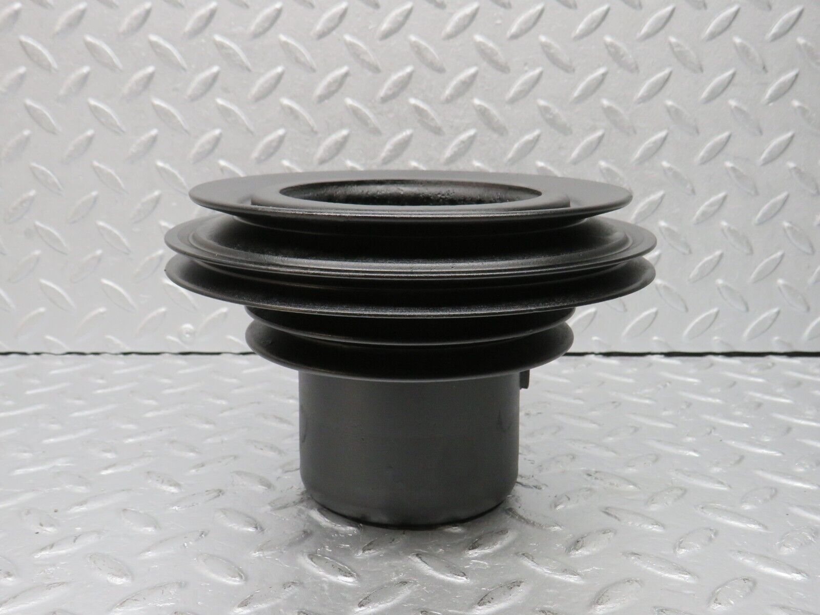 39229 Mercedes-Benz R107 500SL Crankshaft Pulley 1160322604