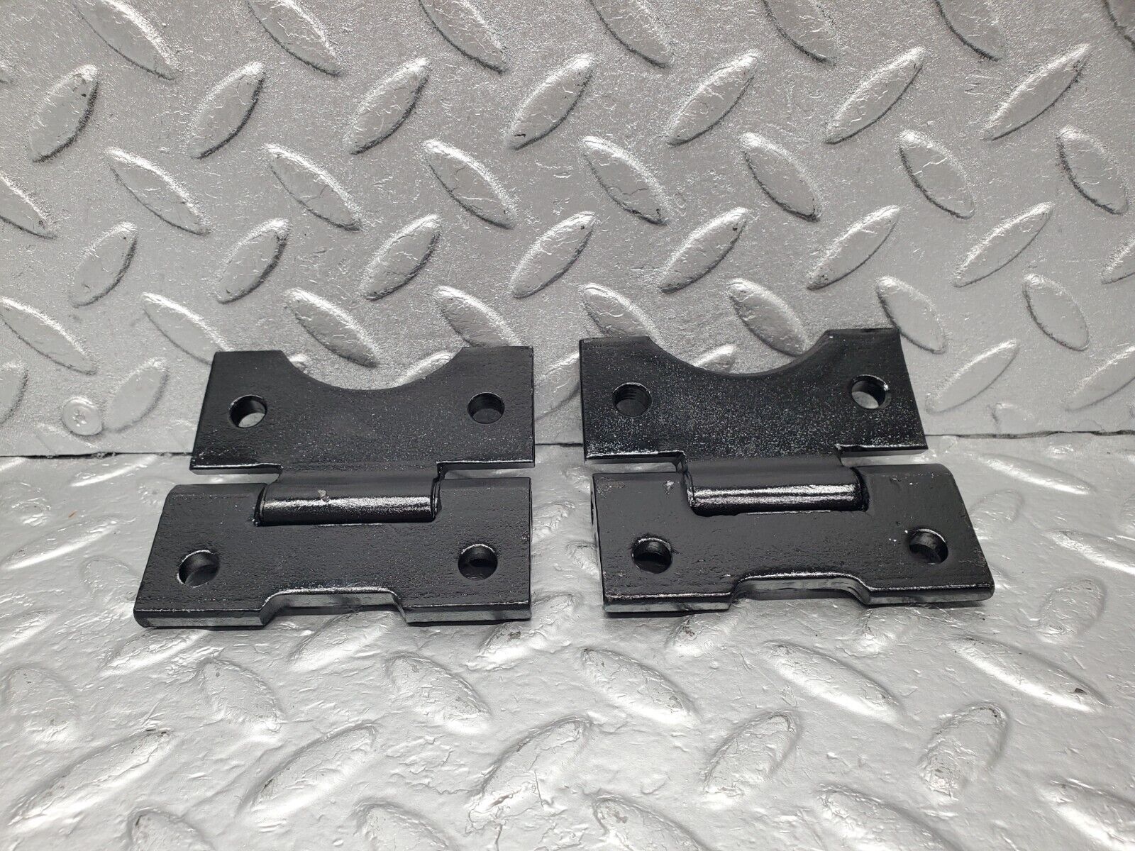 46570 Mercedes-Benz C123 280CE Coupe Door Hinge Pair Right Side 1237200037
