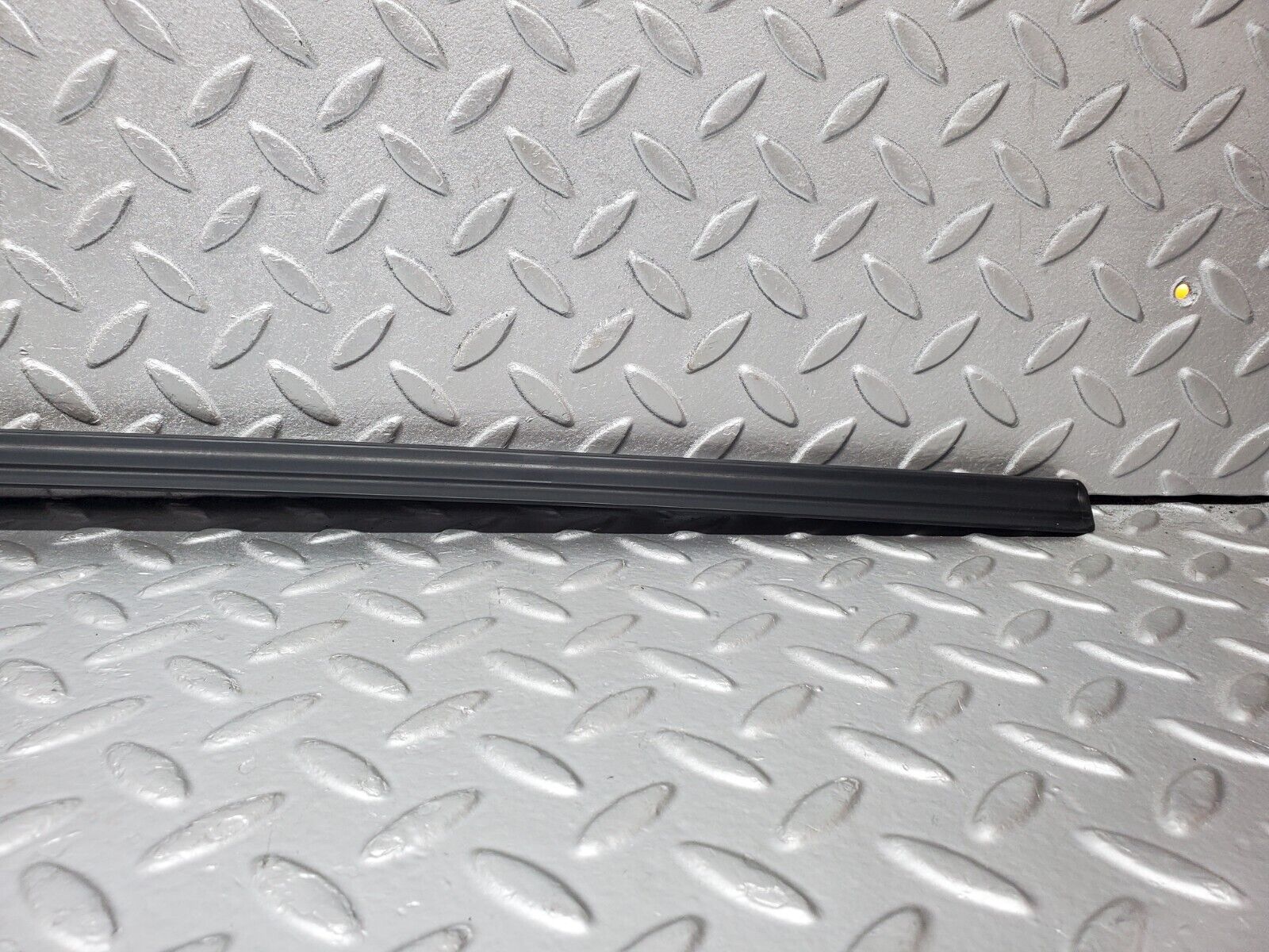 44471 Mercedes-Benz W123 280E Trunk Boot Lid Chrome Moulding Trim