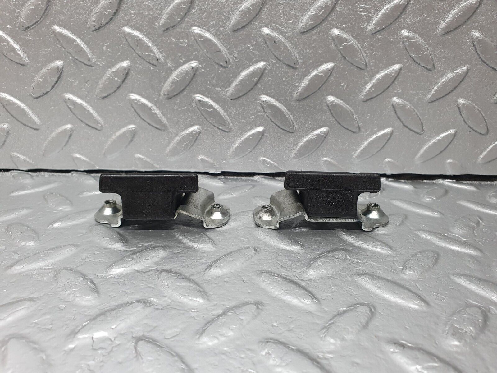 42534 Mercedes-Benz R129 320SL Coupe Trunk Boot Lid Bump Buffer