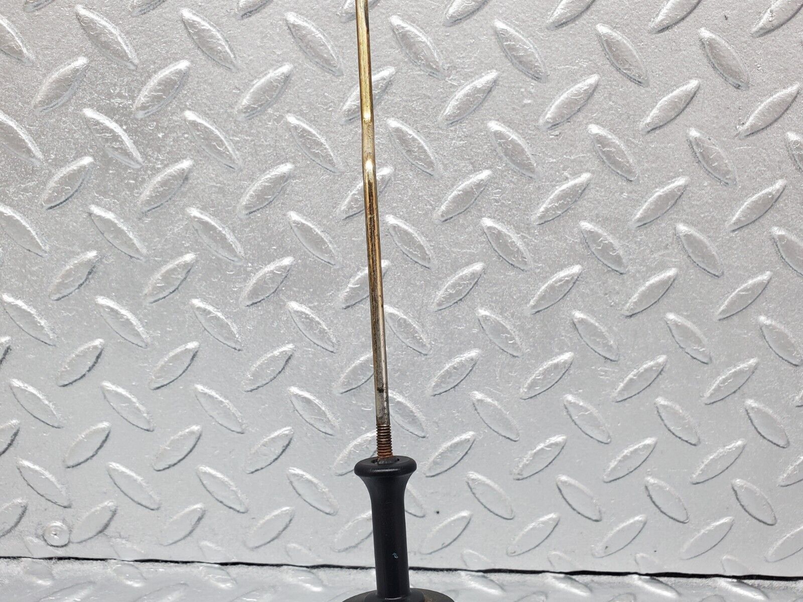 45643 Mercedes-Benz W126 420SE Rear Left Door Lock Vacuum Actuator